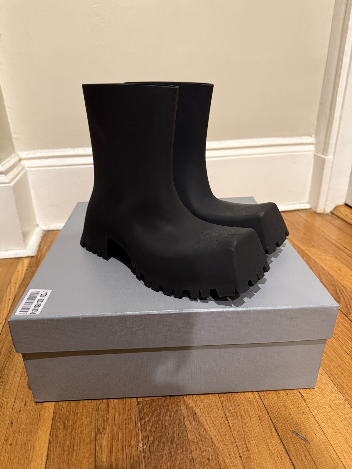 Balenciaga Balenciaga Trooper Rubber Boots Size US 9 / EU 42 - 1 Thumbnail