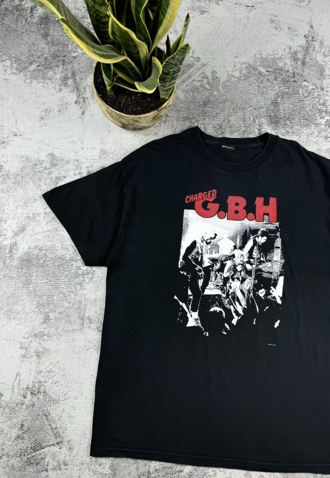 Band Tees Charged G.B.H GBH 2006 00S Tour Faded Merch Band Tee T Shirt Size US L / EU 52-54 / 3 - 2 Thumbnail