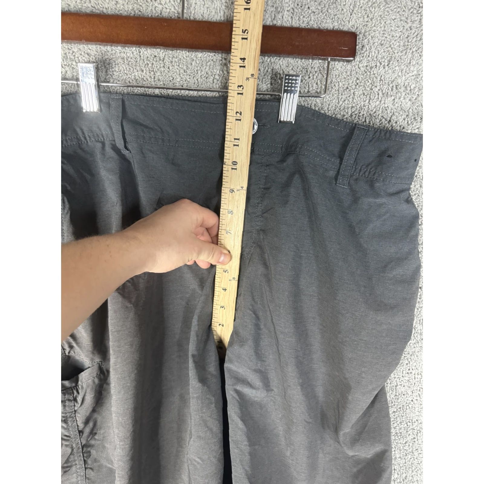 Vintage Pelagic Mens Shorts 40 Gray Quick Dry Stretch Hybrid Walkshort UPF Inseam 10 in Pockets Cargo Casual Travel Marine Nautical Beach Outdoor Sports Size US 40 / EU 56 - 7 Thumbnail