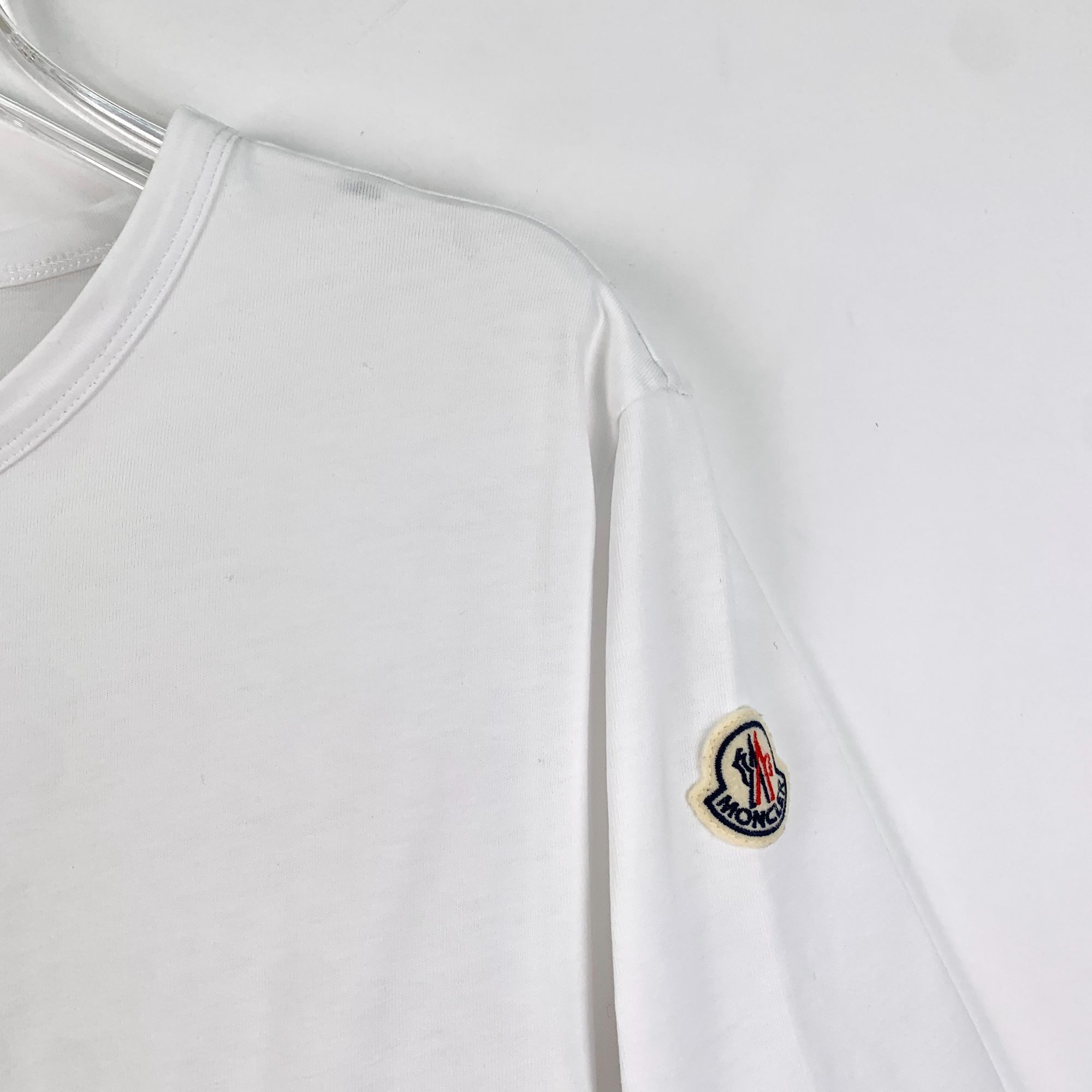 Moncler Moncler Mens White Graphic Cotton T-Shirt With Logo Patch & Size US S / EU 44-46 / 1 - 7 Thumbnail