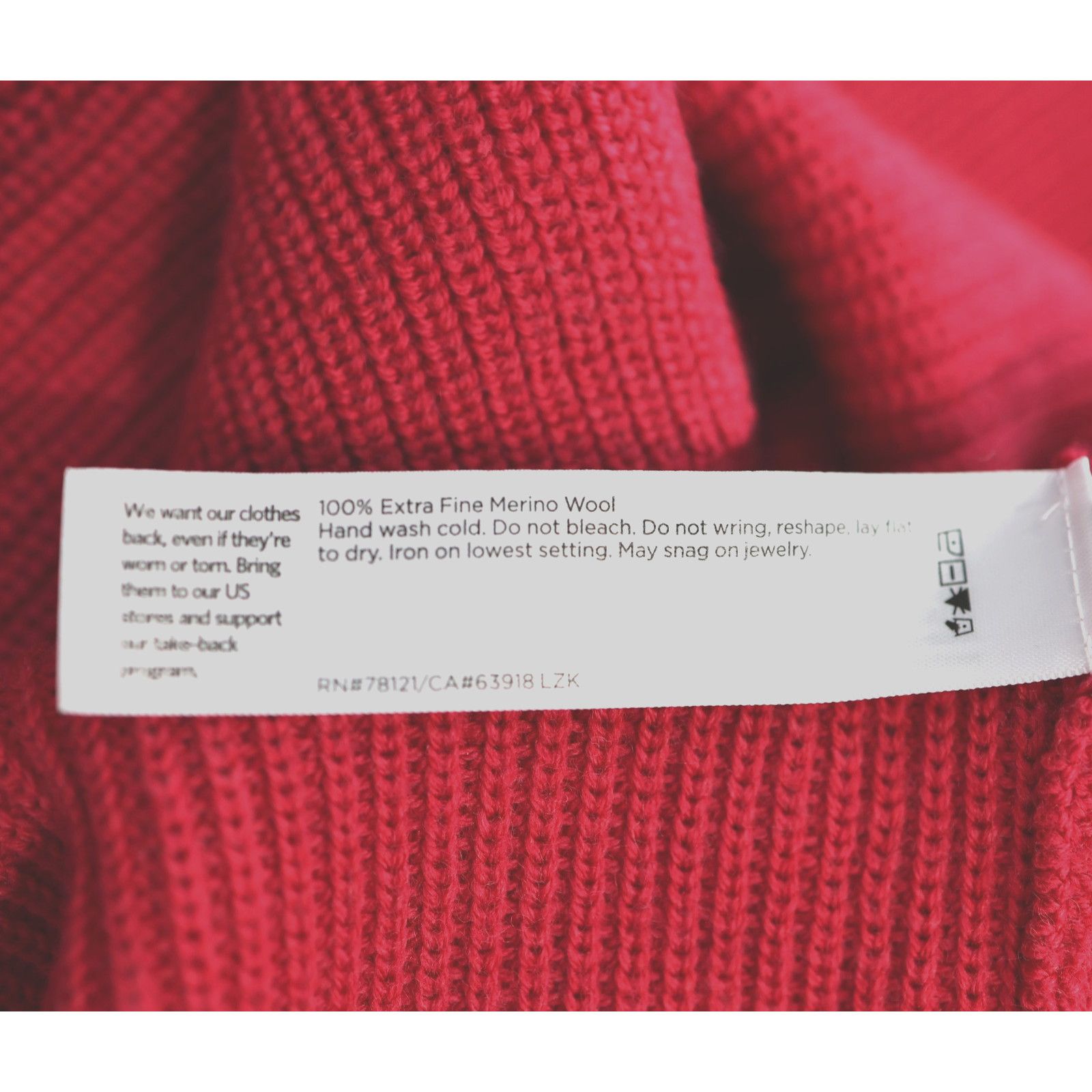 Eileen Fisher EILEEN FISHER Cerise Merino Wool Turtleneck Sweater Sz S Size S / US 4 / IT 40 - 6 Thumbnail