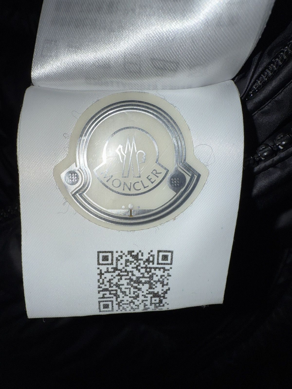 Moncler Moncler Montreuil Gillette Vest Black Size US M / EU 48-50 / 2 - 8 Thumbnail