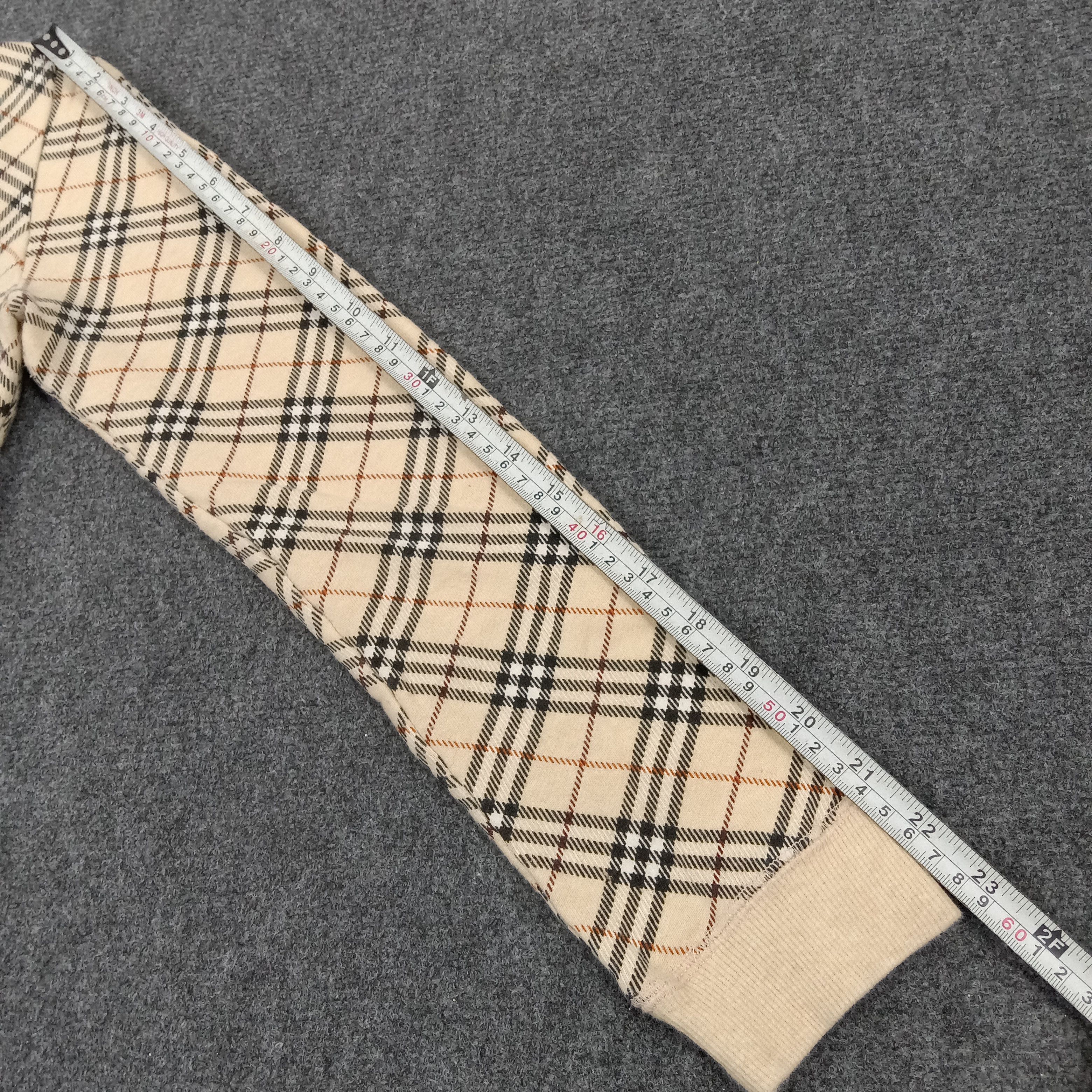 Burberry × Vintage Burberry London Nova Check Crop Long Sleeve Tshirt Size XS / US 0-2 / IT 36-38 - 6 Thumbnail
