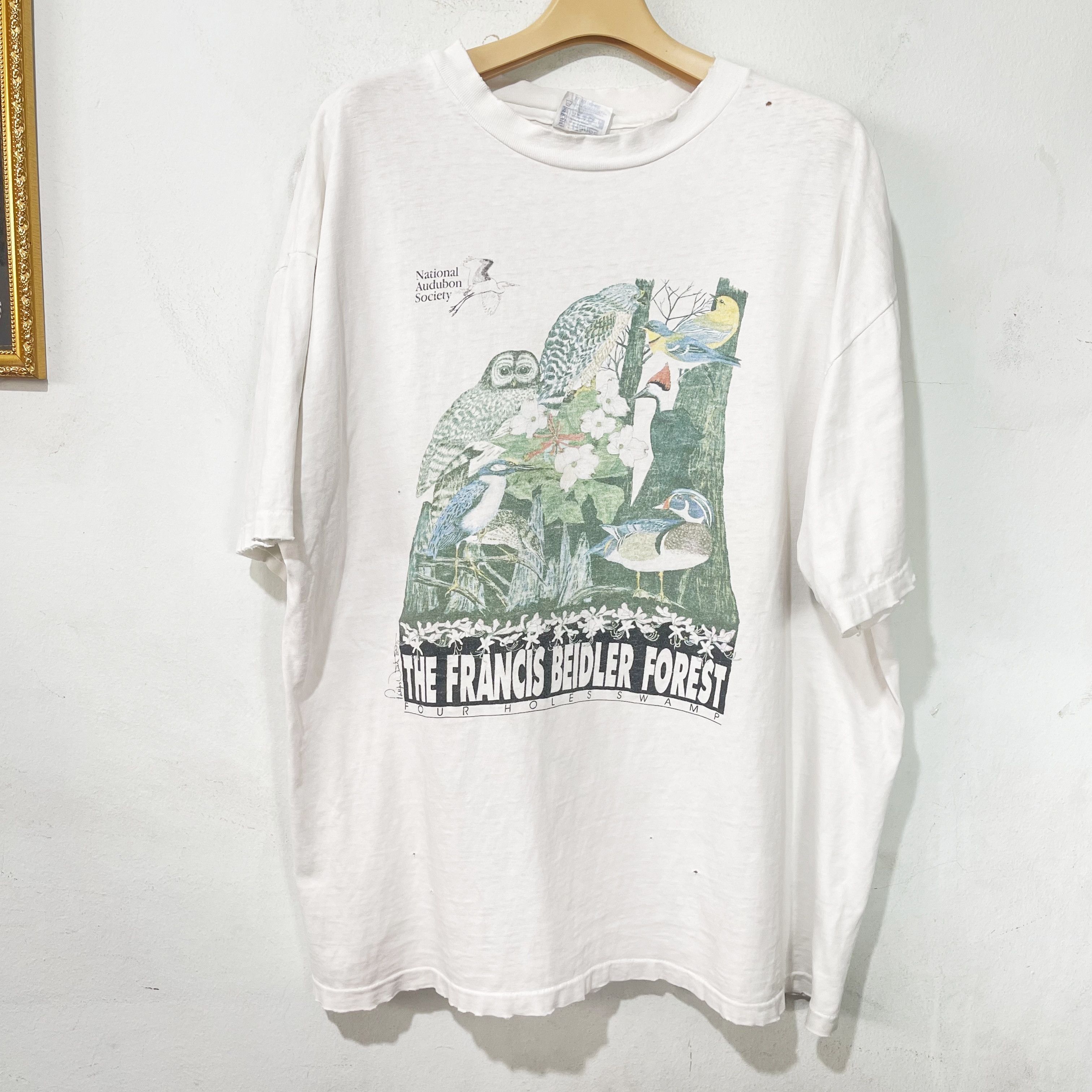 Vintage Vintage 90s Birdwatching Forest T-Shirt Size US XL / EU 56 / 4 - 1 Thumbnail
