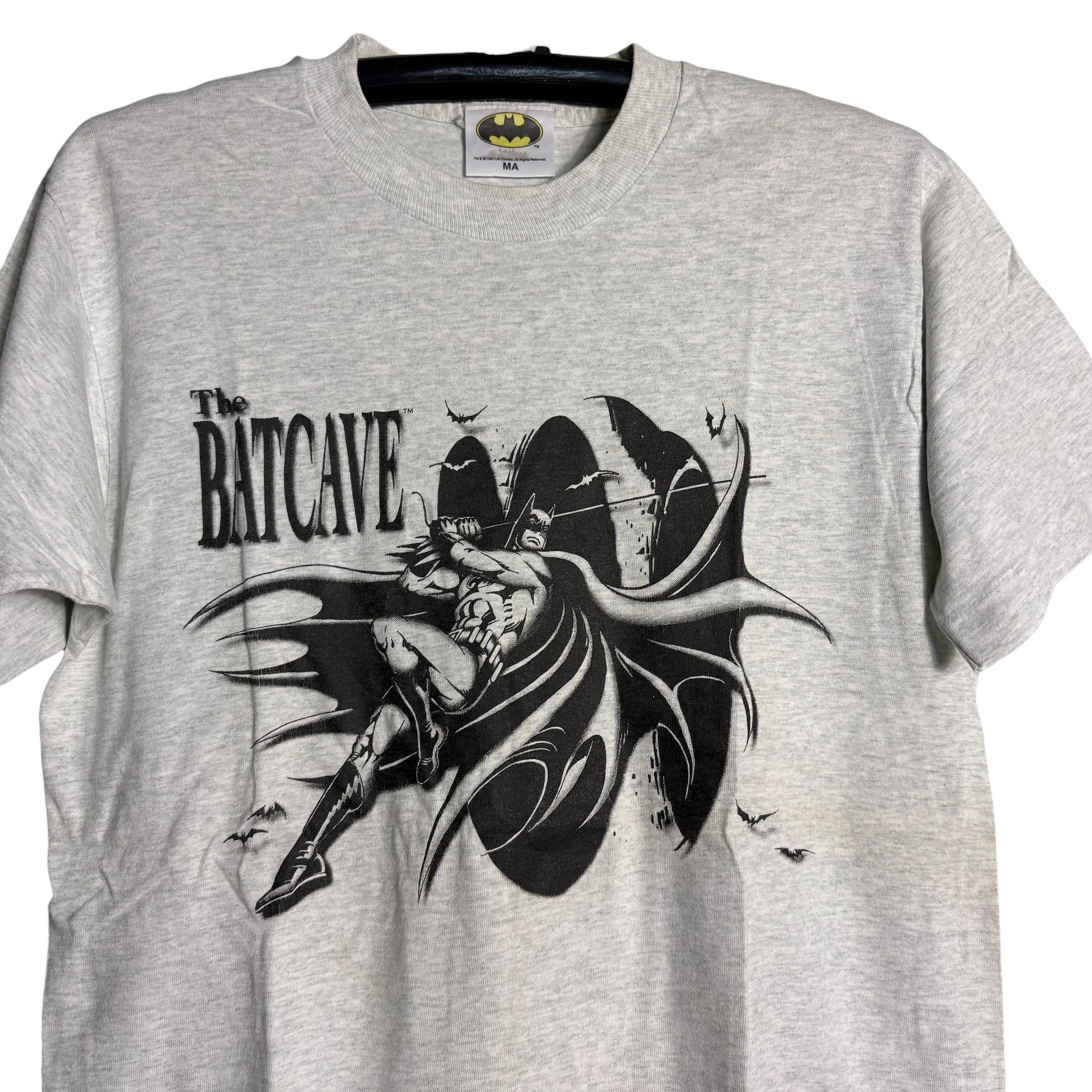 DC Comics 🔥RARE🔥Vintage Bat Man 1997 DC Comics T-shirt Single Stich Size US M / EU 48-50 / 2 - 2 Thumbnail