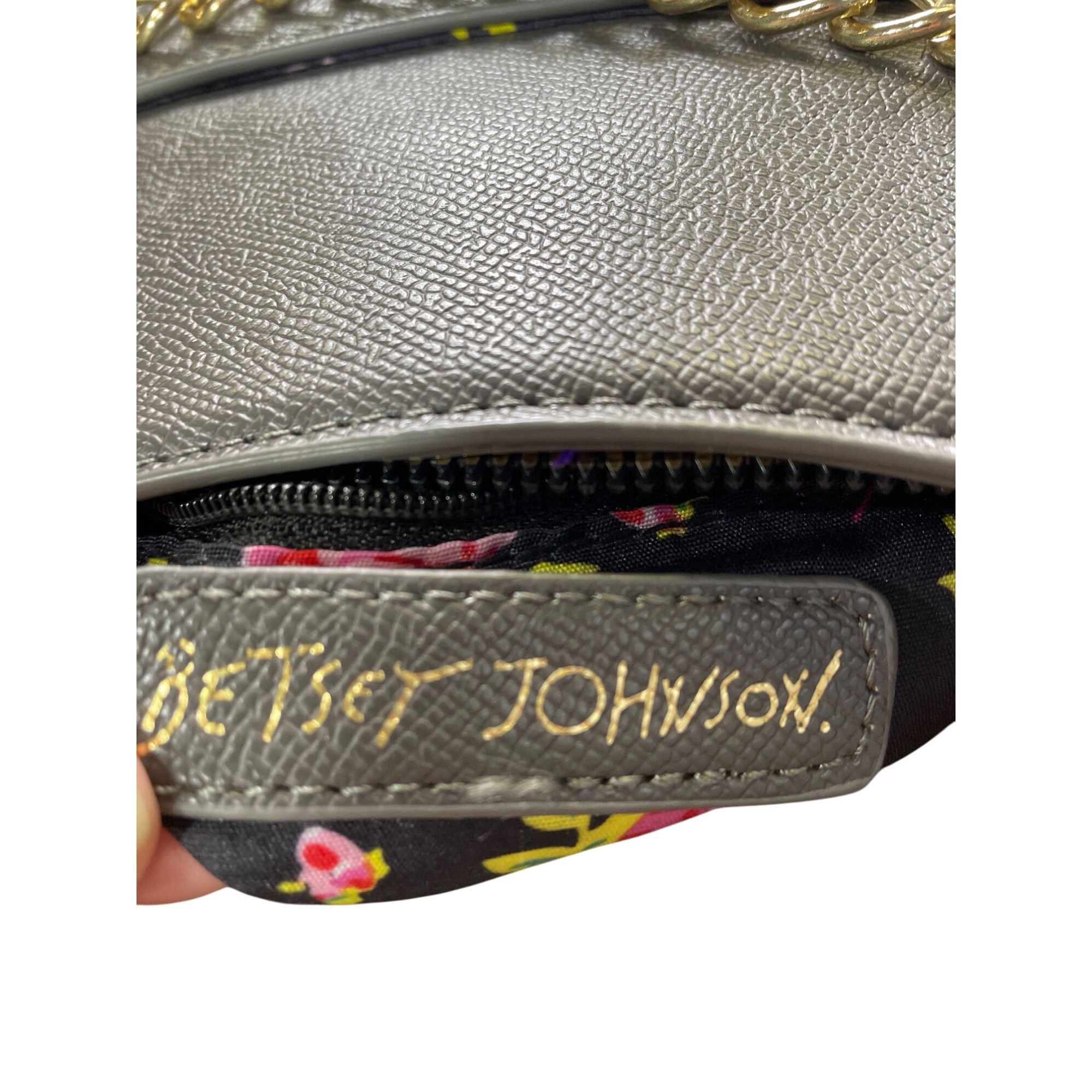 Betsey Johnson Betsey Johnson Womens Gray Faux Leather Crossbody Handbag SK Size ONE SIZE - 12 Thumbnail