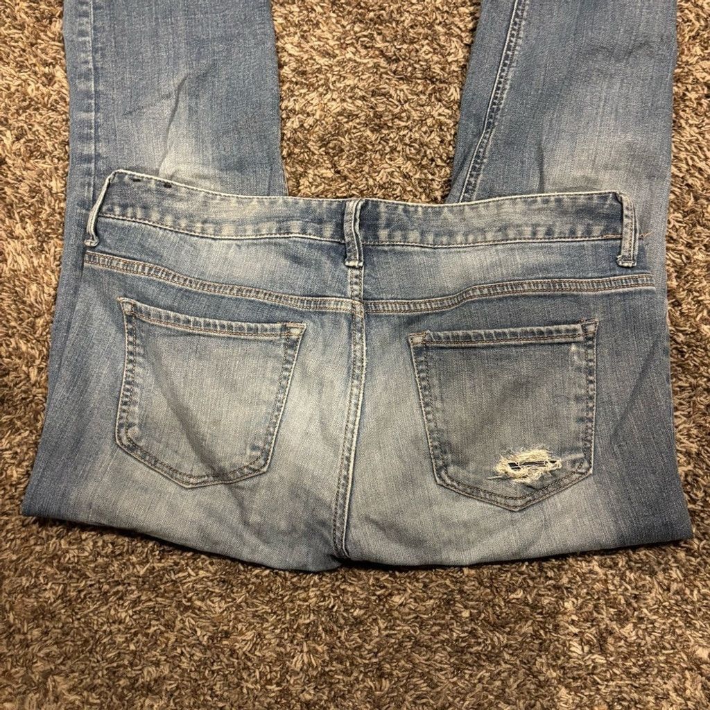 Express Women's Express Boyfriend Relaxed Fit Low Rise Jeans Size 30" / US 8 / IT 44 - 1 Thumbnail