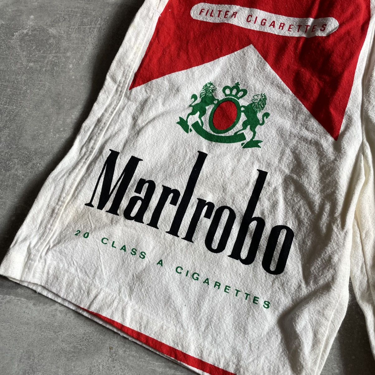 Marlboro × Vintage Catalyst Vintage Vintage Marlboro Towel Shorts 90s old money Size US 33 - 2 Thumbnail