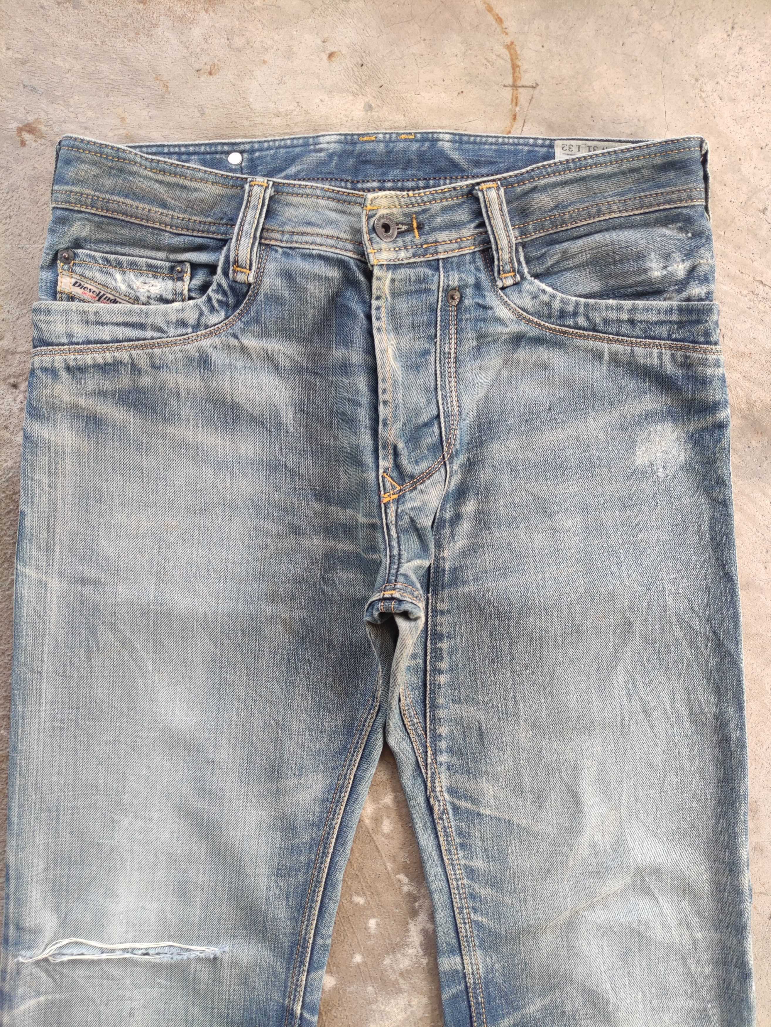 Diesel Vintage Diesel Timmen Button Jean Distressed Faded Size US 33 - 3 Thumbnail