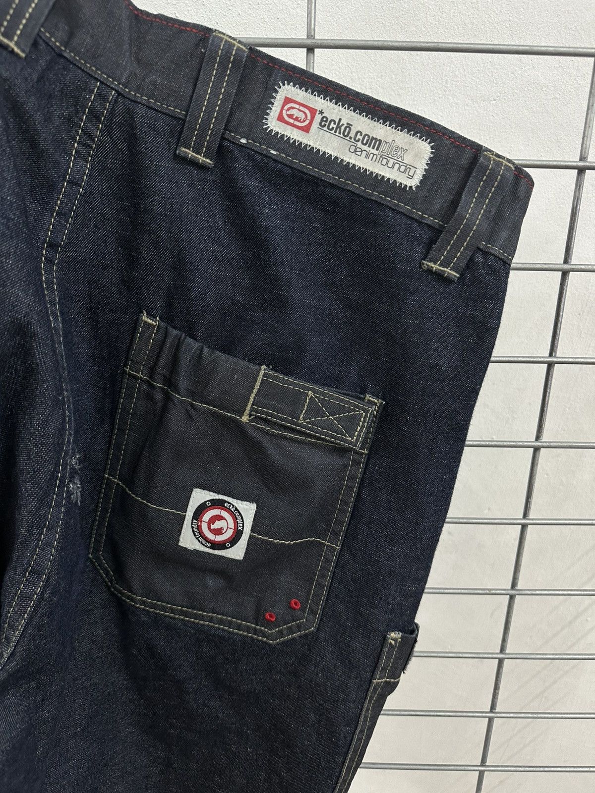 Ecko Unltd. Rare And Beautiful Ecko Unltd. Big Front Pocket Cargo Jorts Size US 34 / EU 50 - 14 Thumbnail