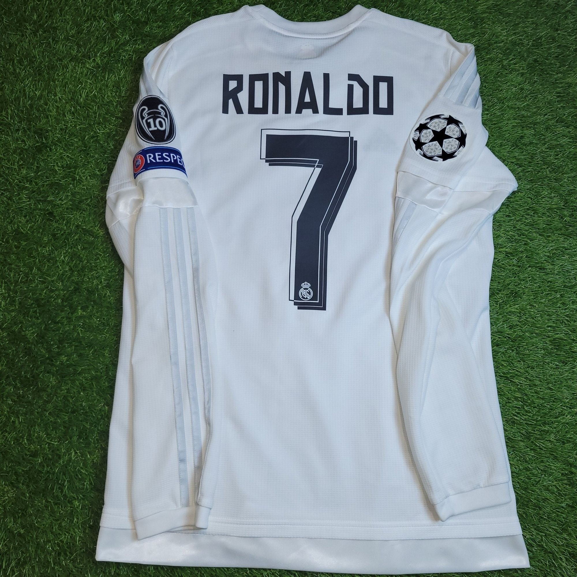Adidas Ronaldo Real Madrid 2015 2016 FINAL Soccer Jersey M Size US M / EU 48-50 / 2 - 1 Thumbnail