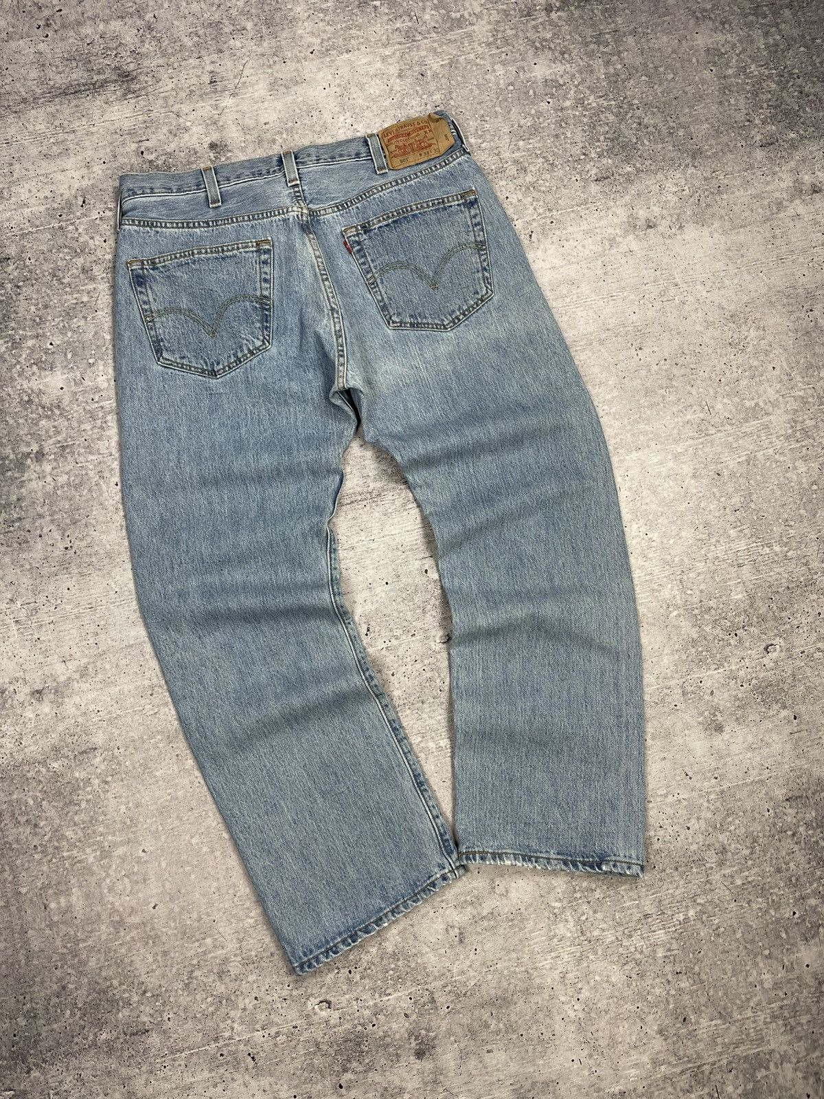Levi's × Vintage Vintage Levi’s 501 Y2K Style Blue Stonewashed Denim Jeans Size US 36 / EU 52 - 14 Thumbnail