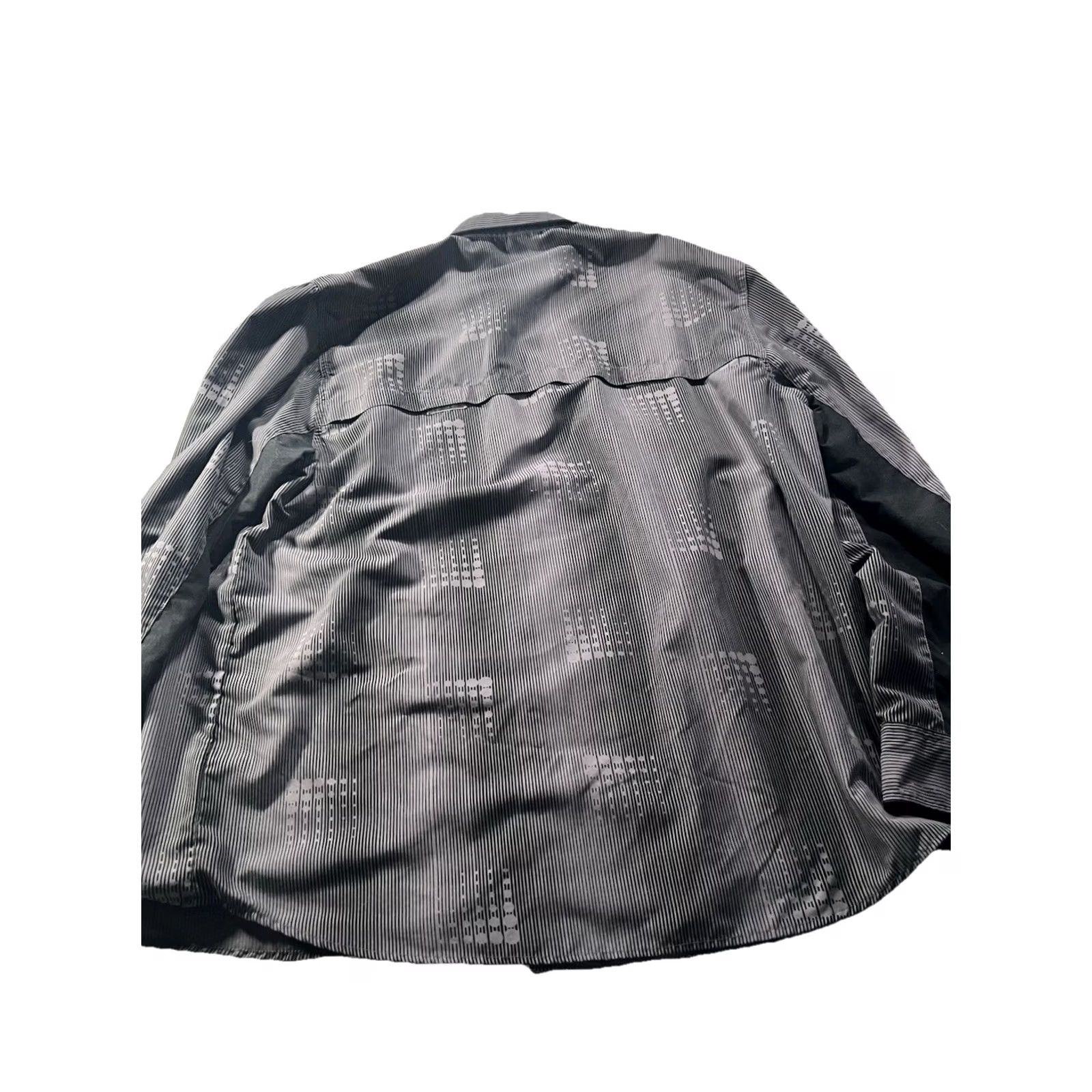 Bugle Boy VINTAGE Bugle Boy Shirt Mens L Black Gray Pattern Button-Up 90s Grunge Y2K Size US L / EU 52-54 / 3 - 7 Thumbnail