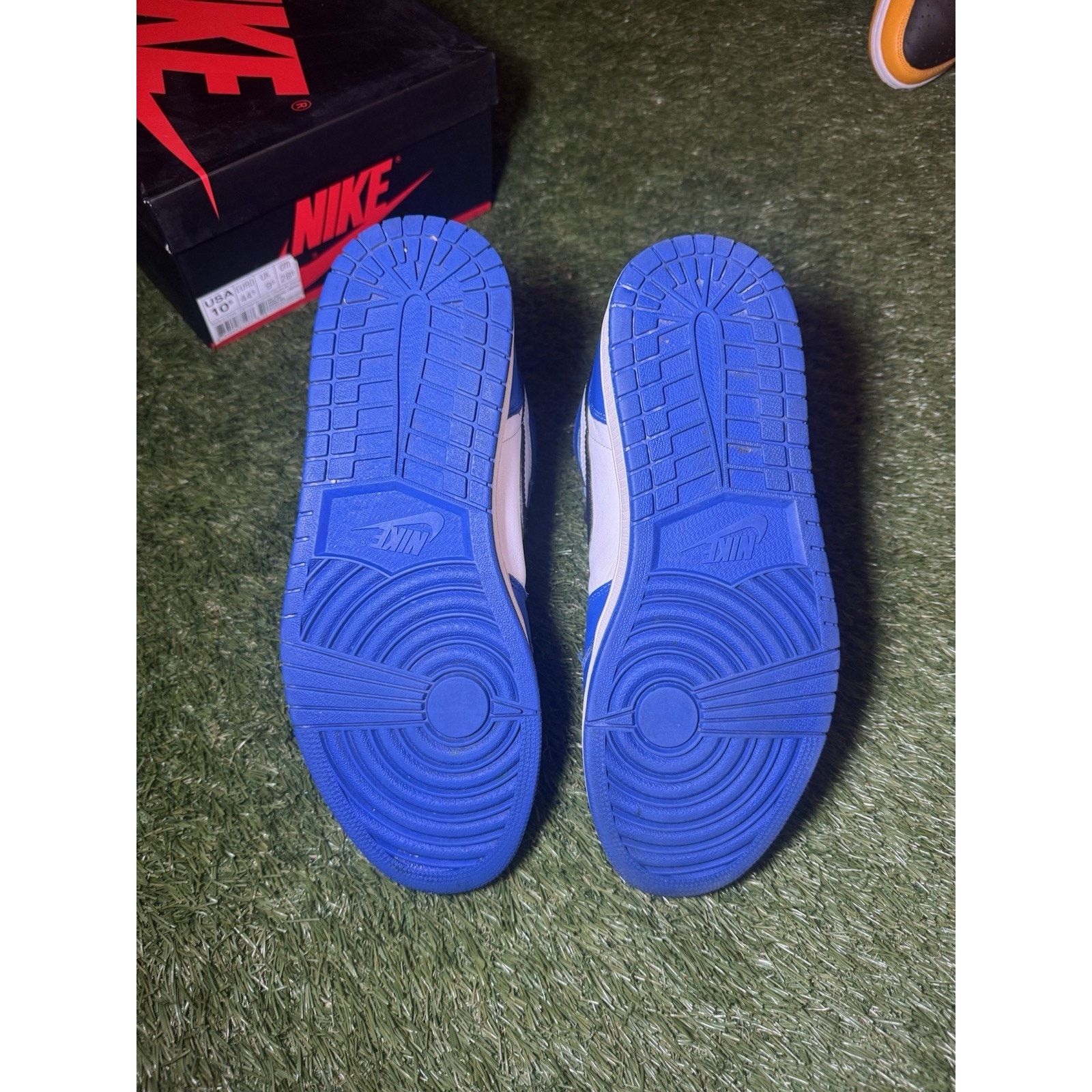 Jordan Brand Jordan 1 Retro High OG Game Royal 2018 Size 10.5 Men’s Size US 10.5 / EU 43-44 - 7 Thumbnail