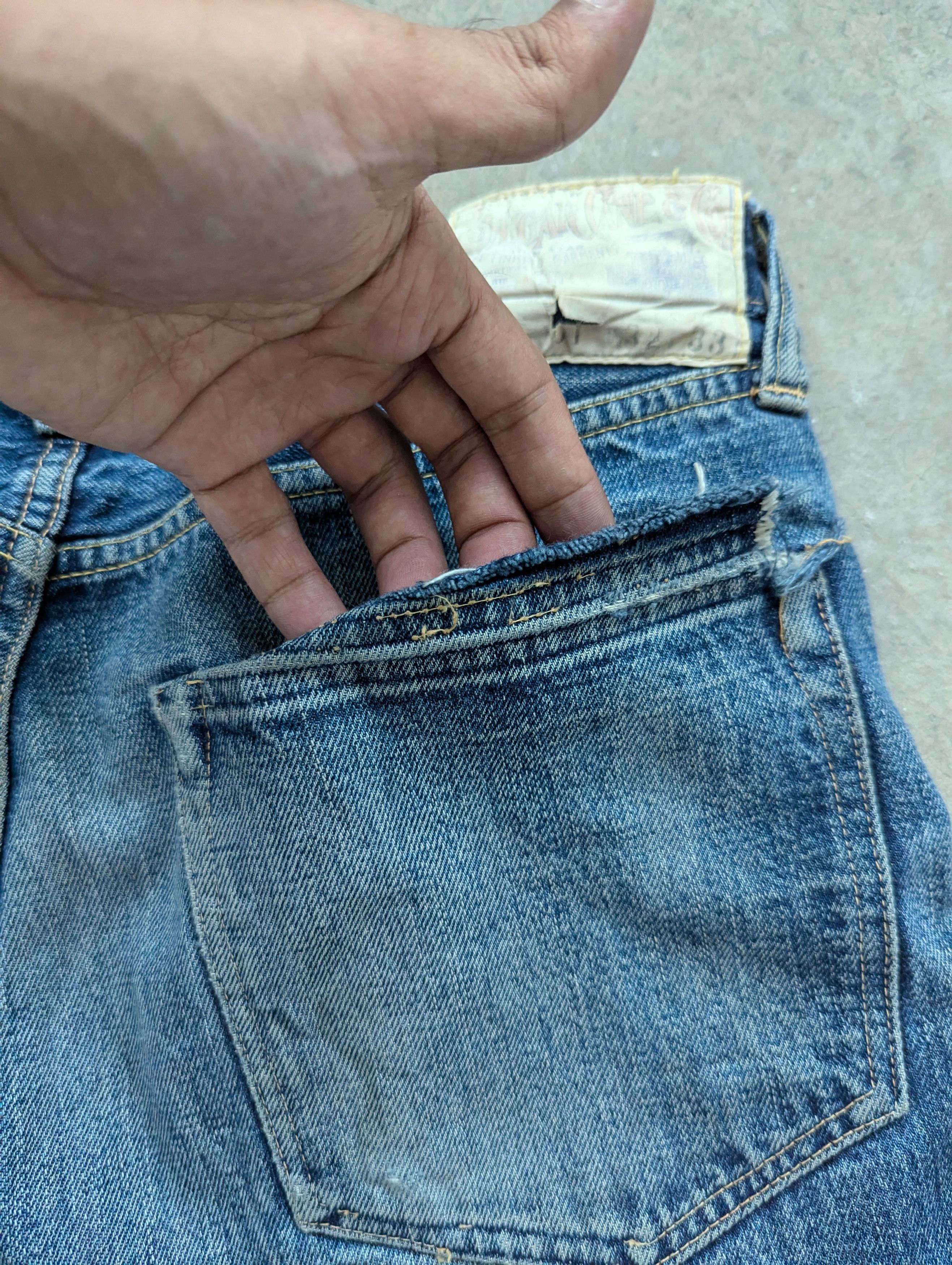 Japanese Brand × Sugar Cane OPEN ORDER 🔥 Vintage Sugar Cane Selvedge Distressed Denim Size US 32 / EU 48 - 20 Thumbnail