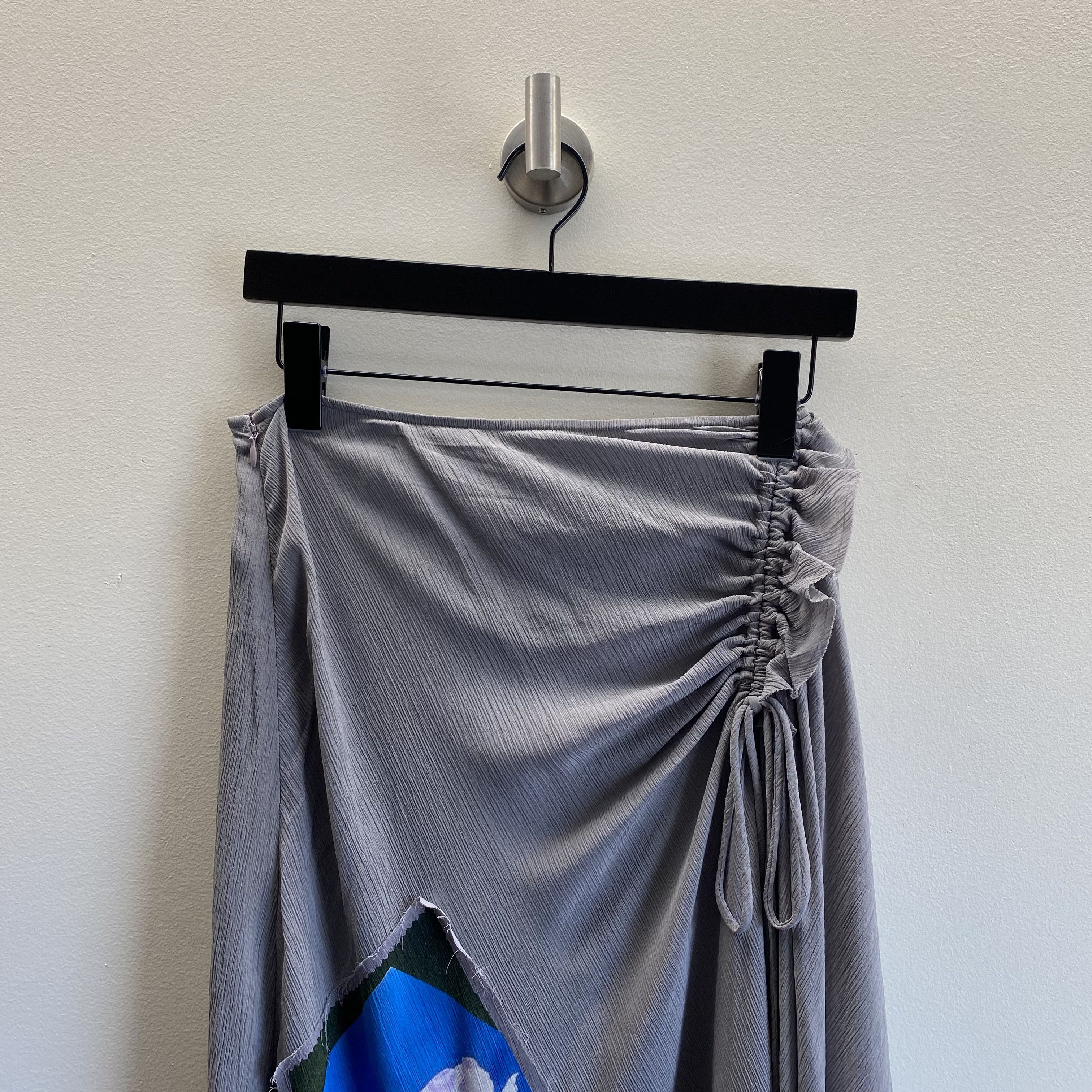Acne Studios Acne Studios Floral Painting Skirt Size 26" / US 2 / IT 38 - 2 Thumbnail