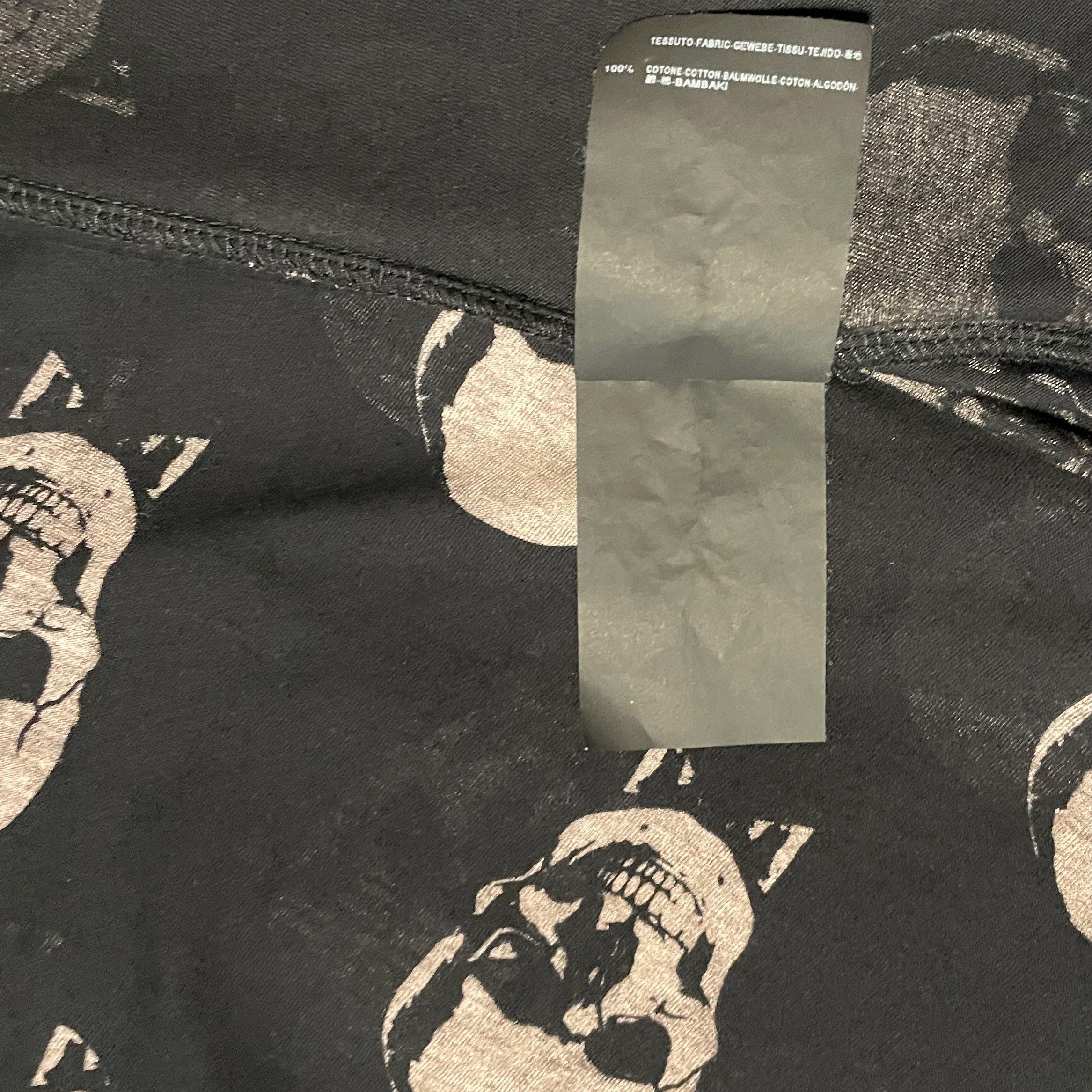 Saint Laurent Paris Saint Laurent Skull & Bow Tie Unisex T-Shirt, Black & Cream Size US L / EU 52-54 / 3 - 10 Thumbnail