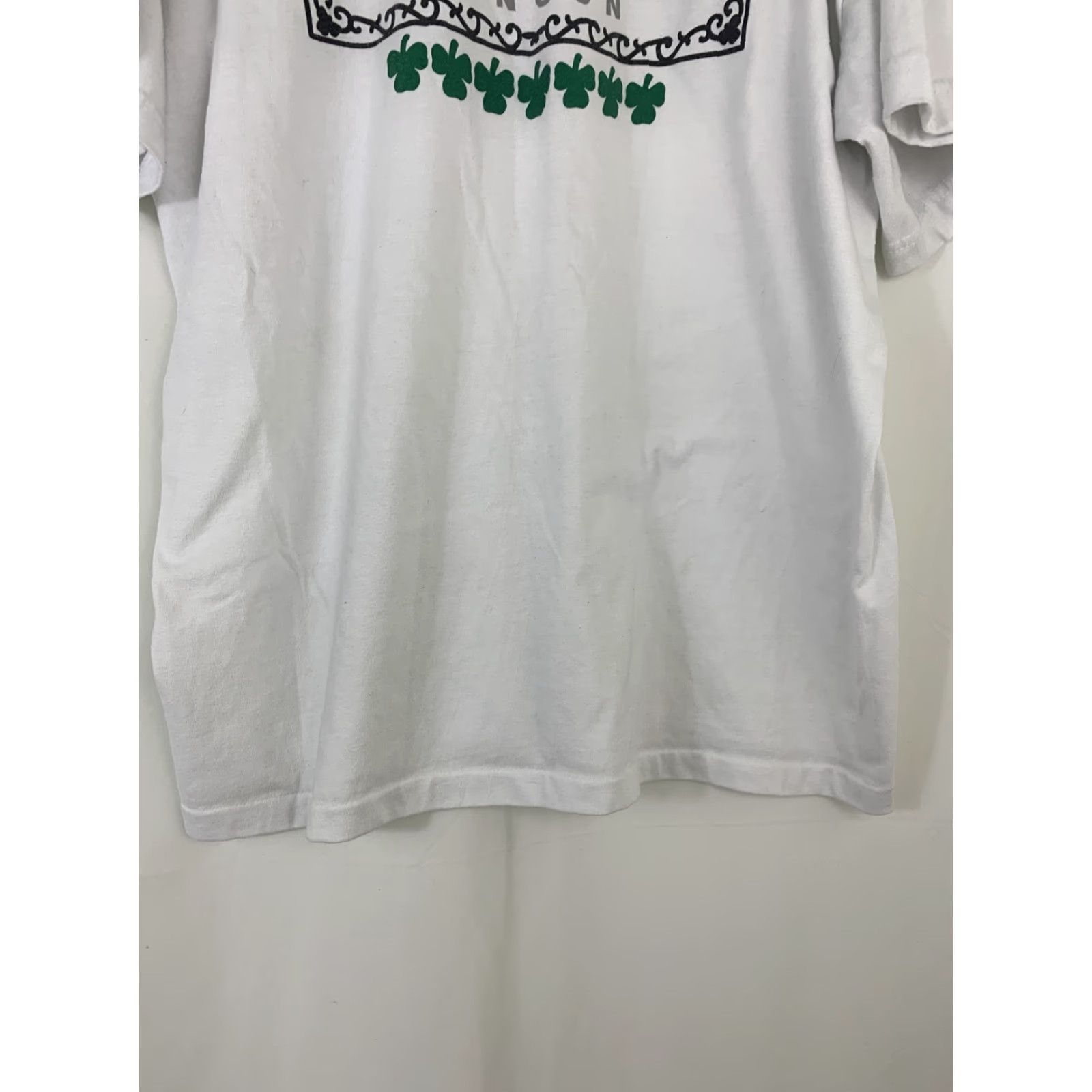 Vintage VINTAGE 90s Mens Large Single Stitch T-Shirt Pat O’Brien’s Cancun White Green Mens L White 90s Shirt Size US L / EU 52-54 / 3 - 7 Thumbnail