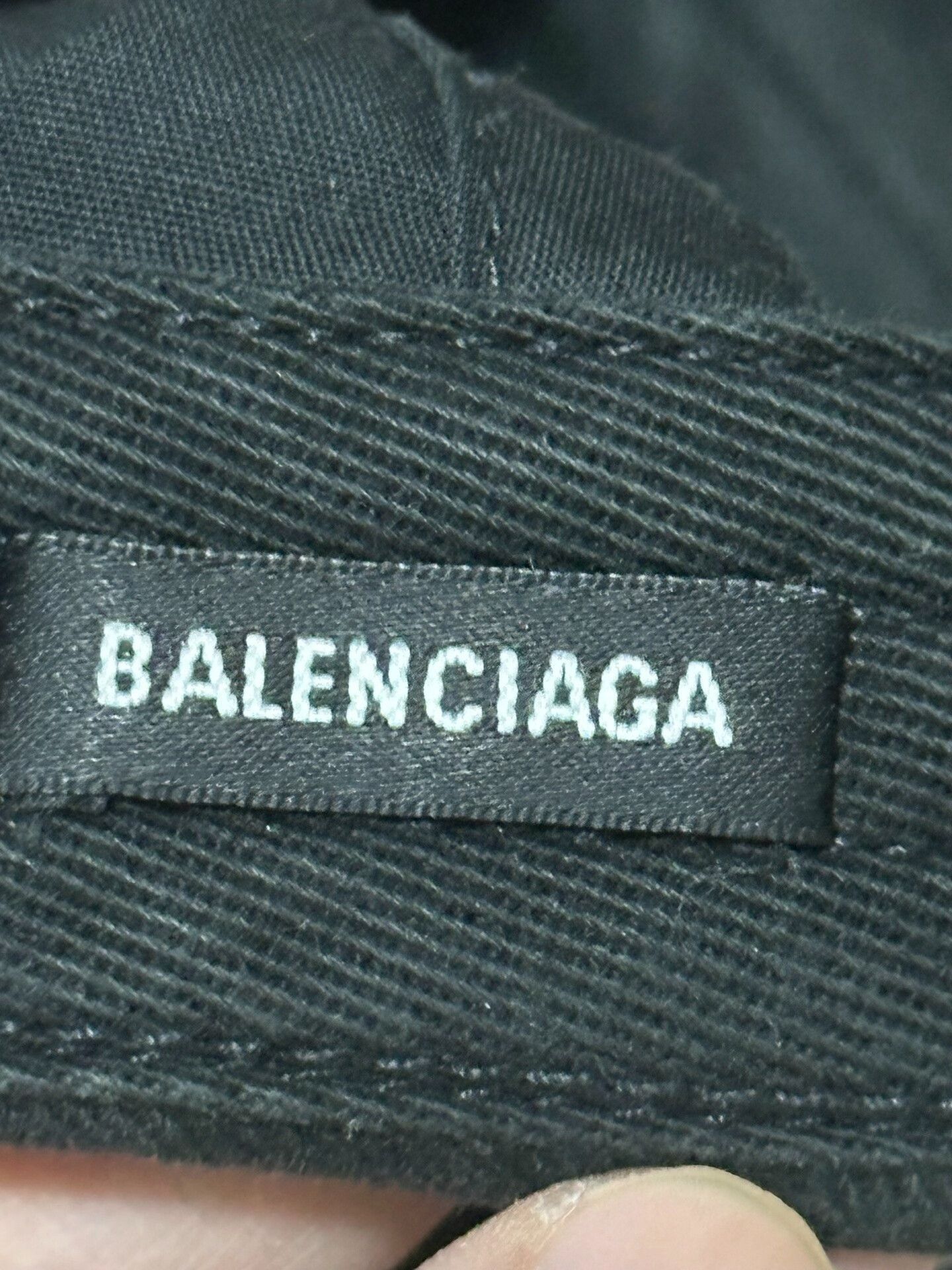 Balenciaga Balenciaga Distressed Embroidered Logo Baseball Cap Size ONE SIZE - 6 Thumbnail