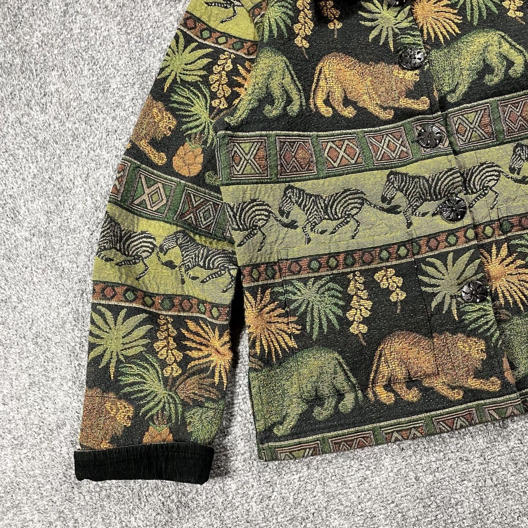 Vintage VINTAGE Anu by Natural Tapestry Jacket Women S Beige Animals Africa 90s Tiger Zebra Cottagecore Y2K Mens Womens Girls Size S / US 4 / IT 40 - 3 Thumbnail