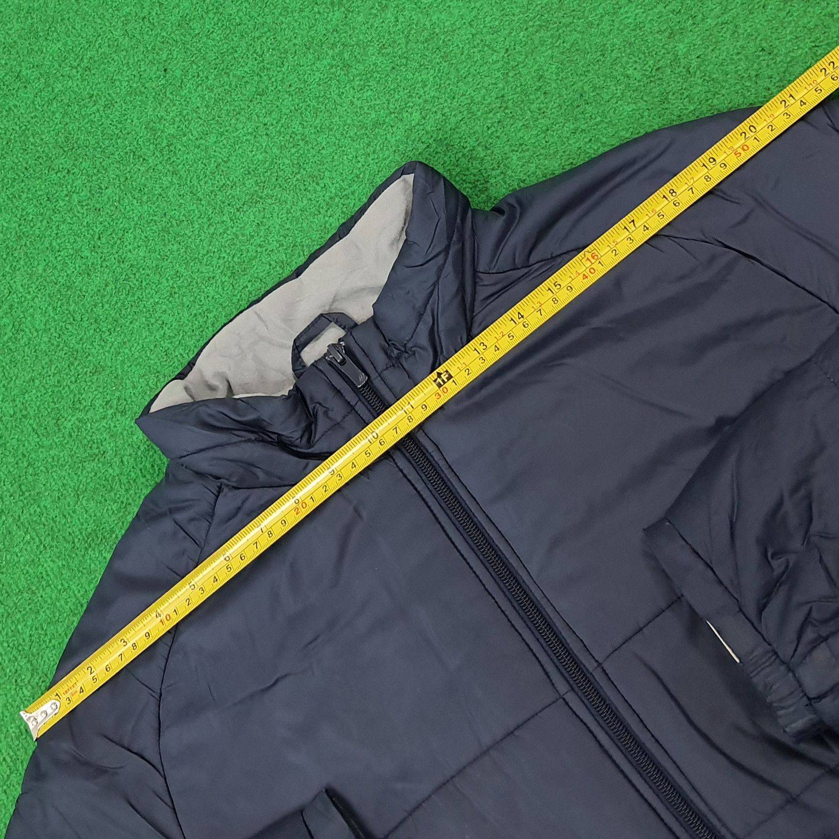 Adidas Vintage Adidas Puffer Custom Yohji Logo Jacket C275N24 Size US M / EU 48-50 / 2 - 11 Thumbnail