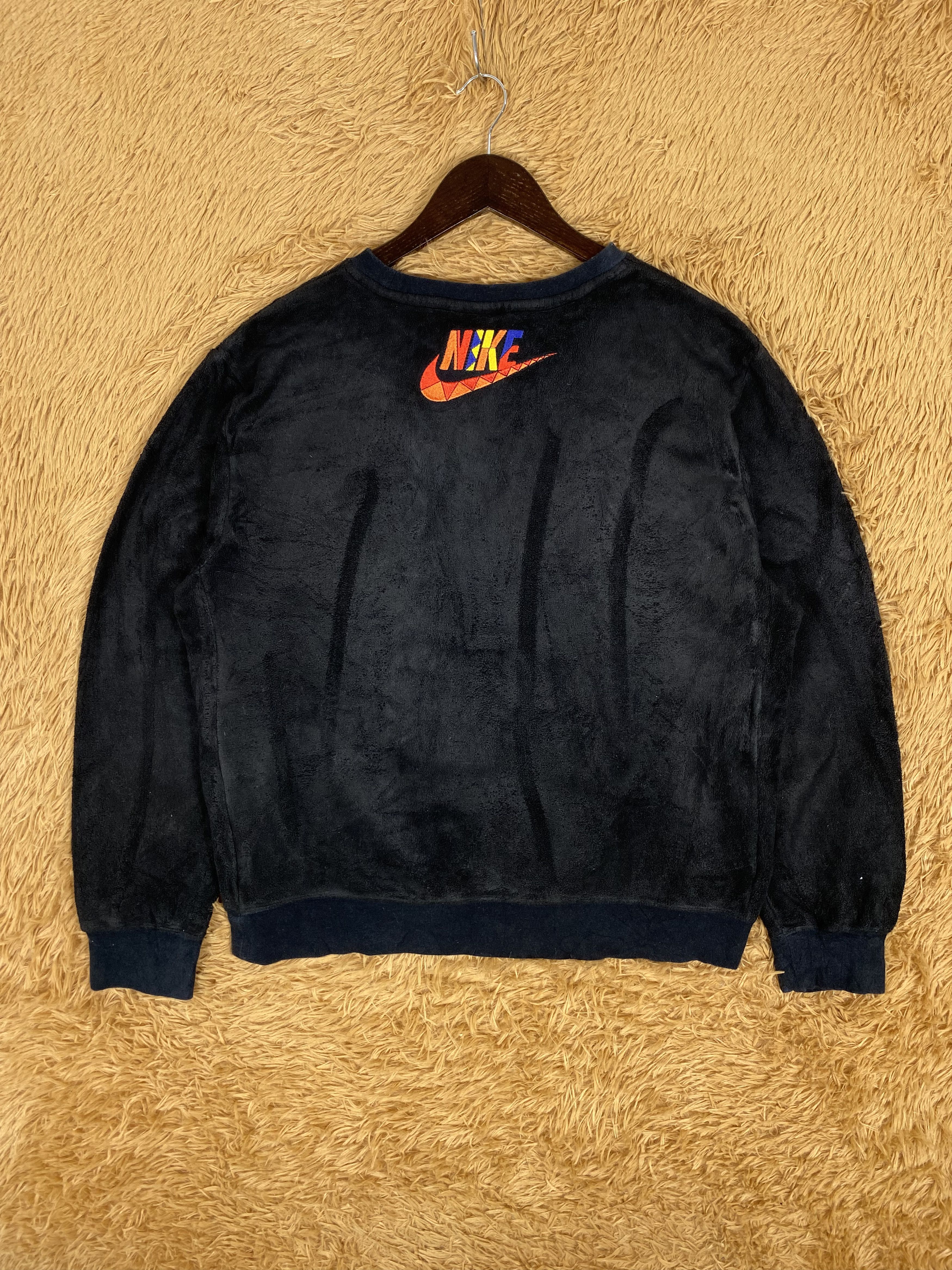 Nike Vintage Nike Embroidered Word Sweatshirts PS0089 Size US M / EU 48-50 / 2 - 4 Thumbnail