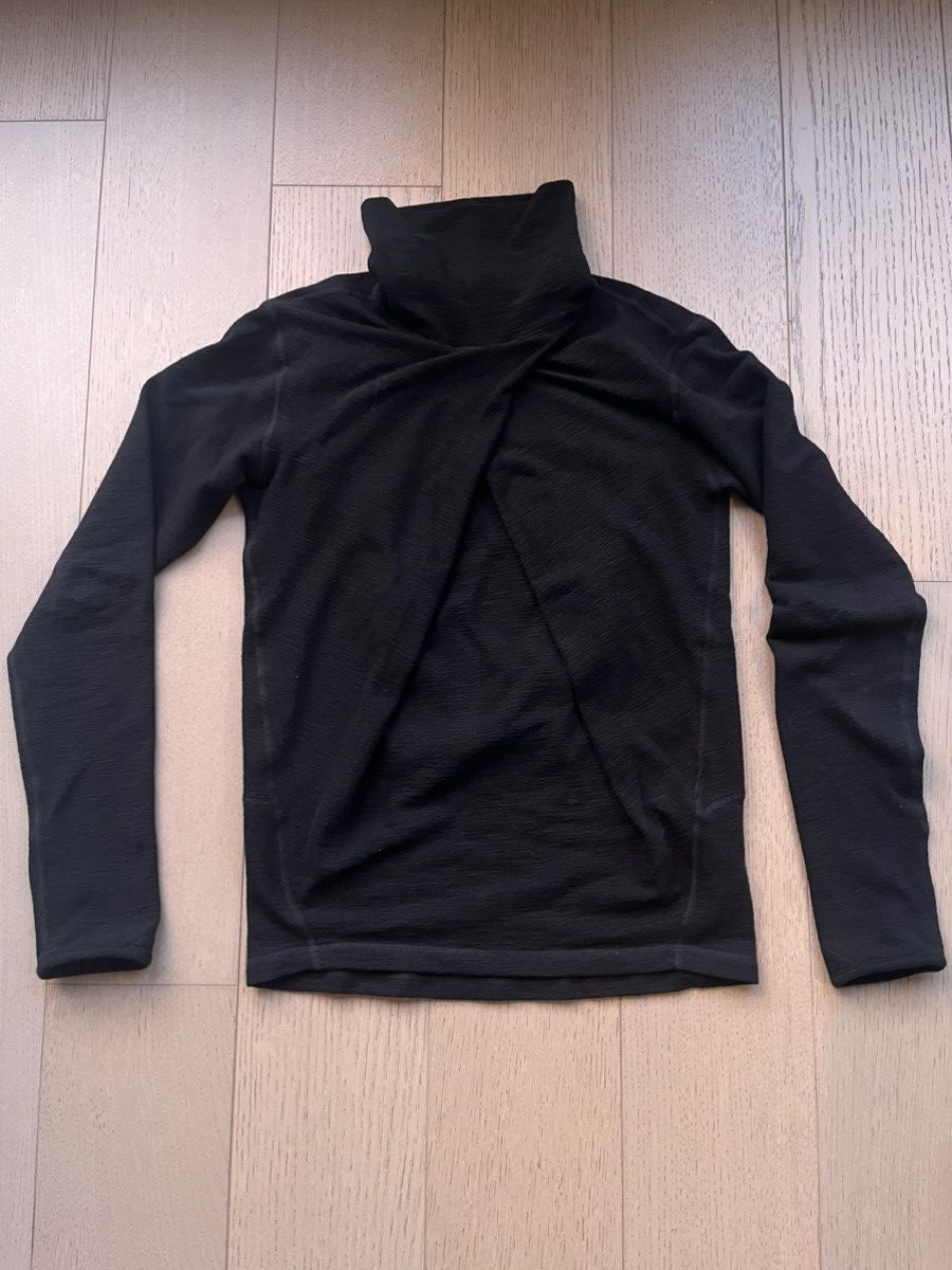 PET-TREE-KORブラック Aria ジャージタートルネック size44 PET-TREE-KORブラック Aria ジャージタートルネック size44