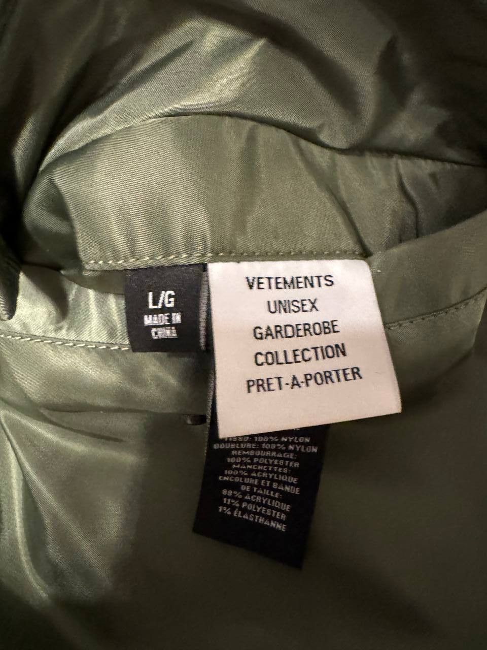 Alpha Industries × Vetements Vetements x Alpha Industries Racing Bomber Size US L / EU 52-54 / 3 - 7 Thumbnail