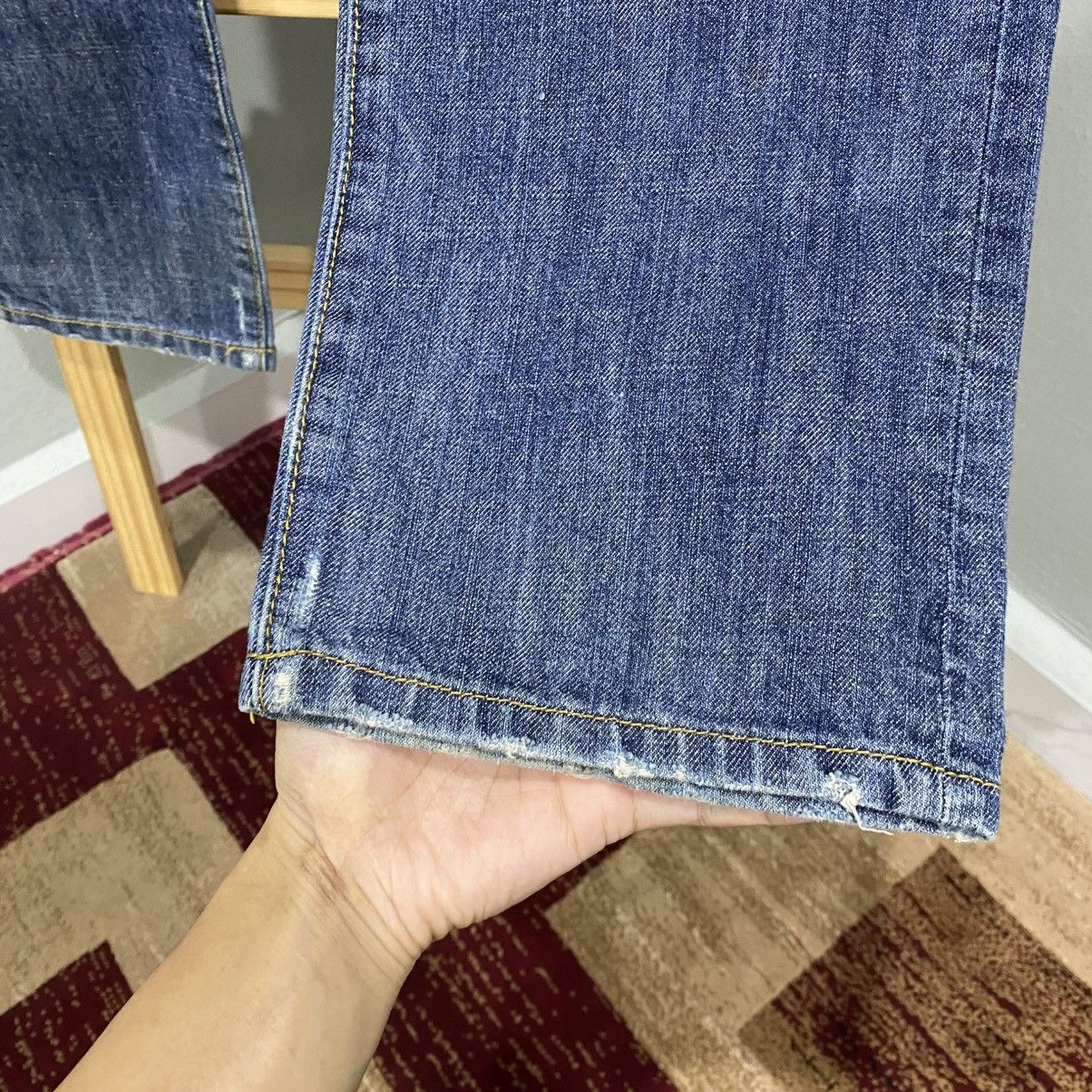 Dsquared2 Dsquared2 Blue Wash Distressed Button-Fly Straight Jeans Size US 32 / EU 48 - 7 Thumbnail