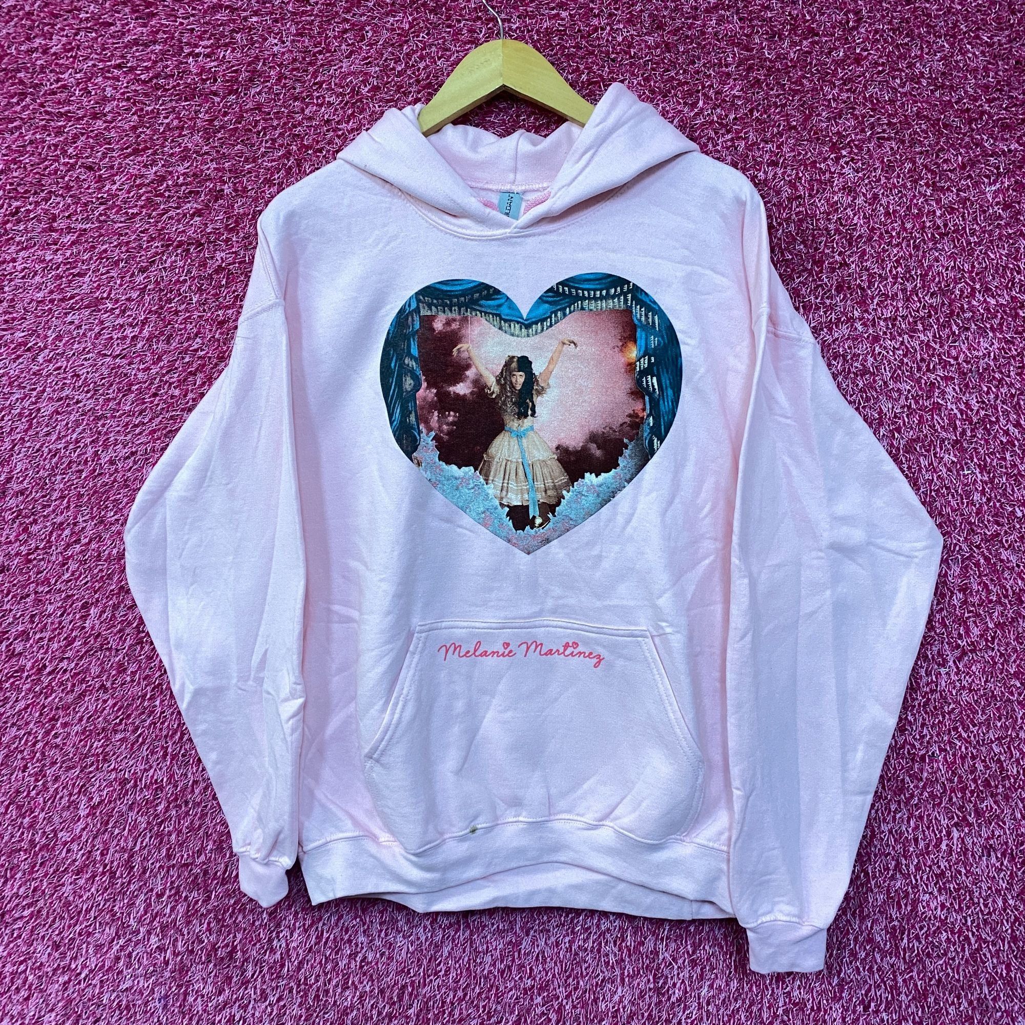 Other Melanie Martinez Dollhouse Hoodie size Large Size US L / EU 52-54 / 3 - 1 Thumbnail