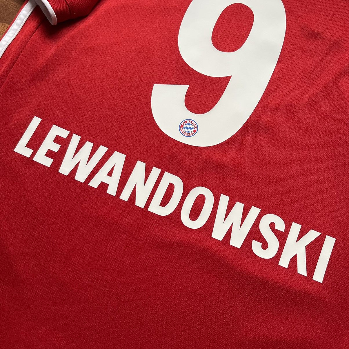 Adidas × Vintage BAYERN ADIDAS 2020/2021 FOOTBALL HOME JERSEY #9 LEWANDOWSKI Size US M / EU 48-50 / 2 - 12 Thumbnail