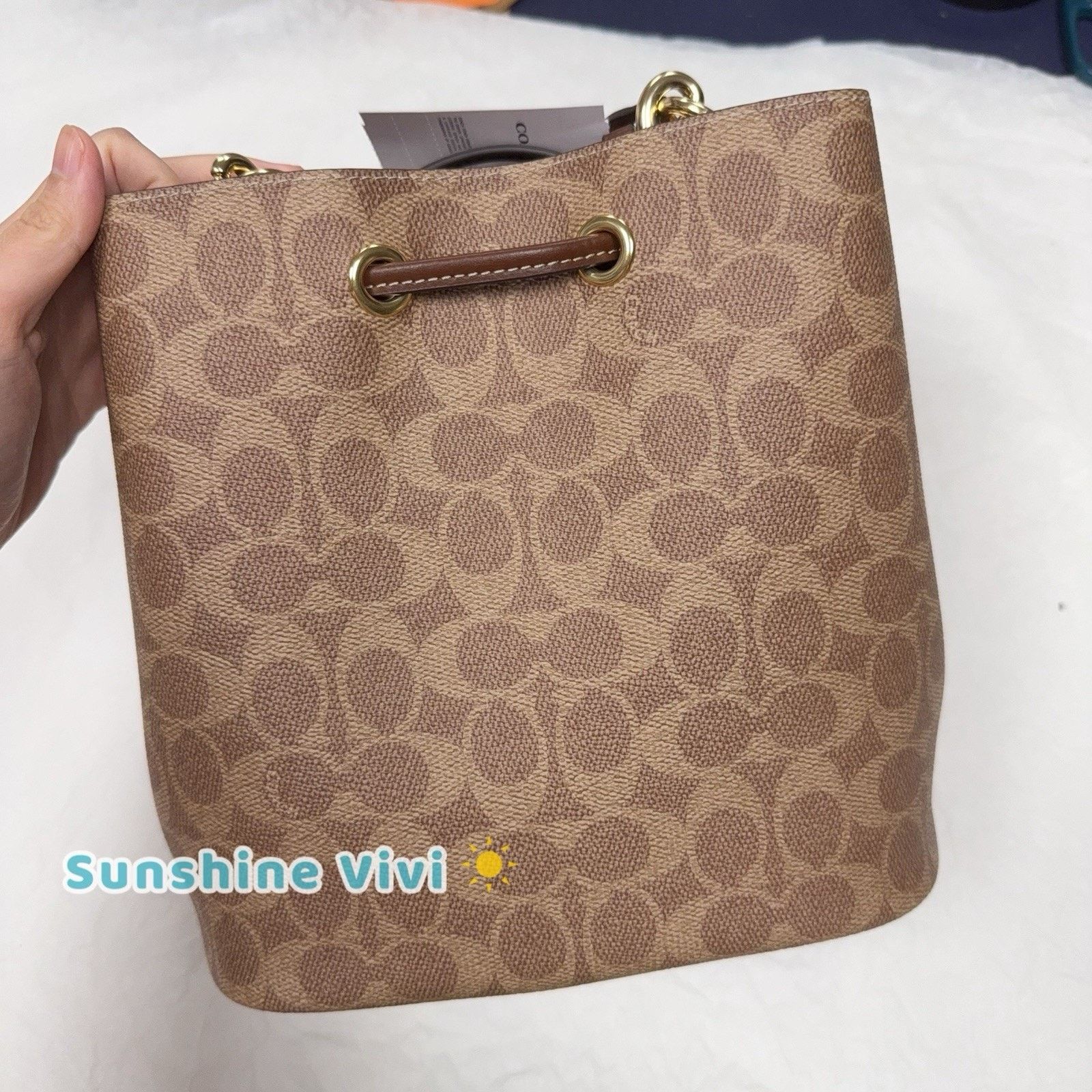 Coach NWT Coach Rowan Bucket Bag Signature Canvas CBH07 Tan Brown Size ONE SIZE - 7 Thumbnail