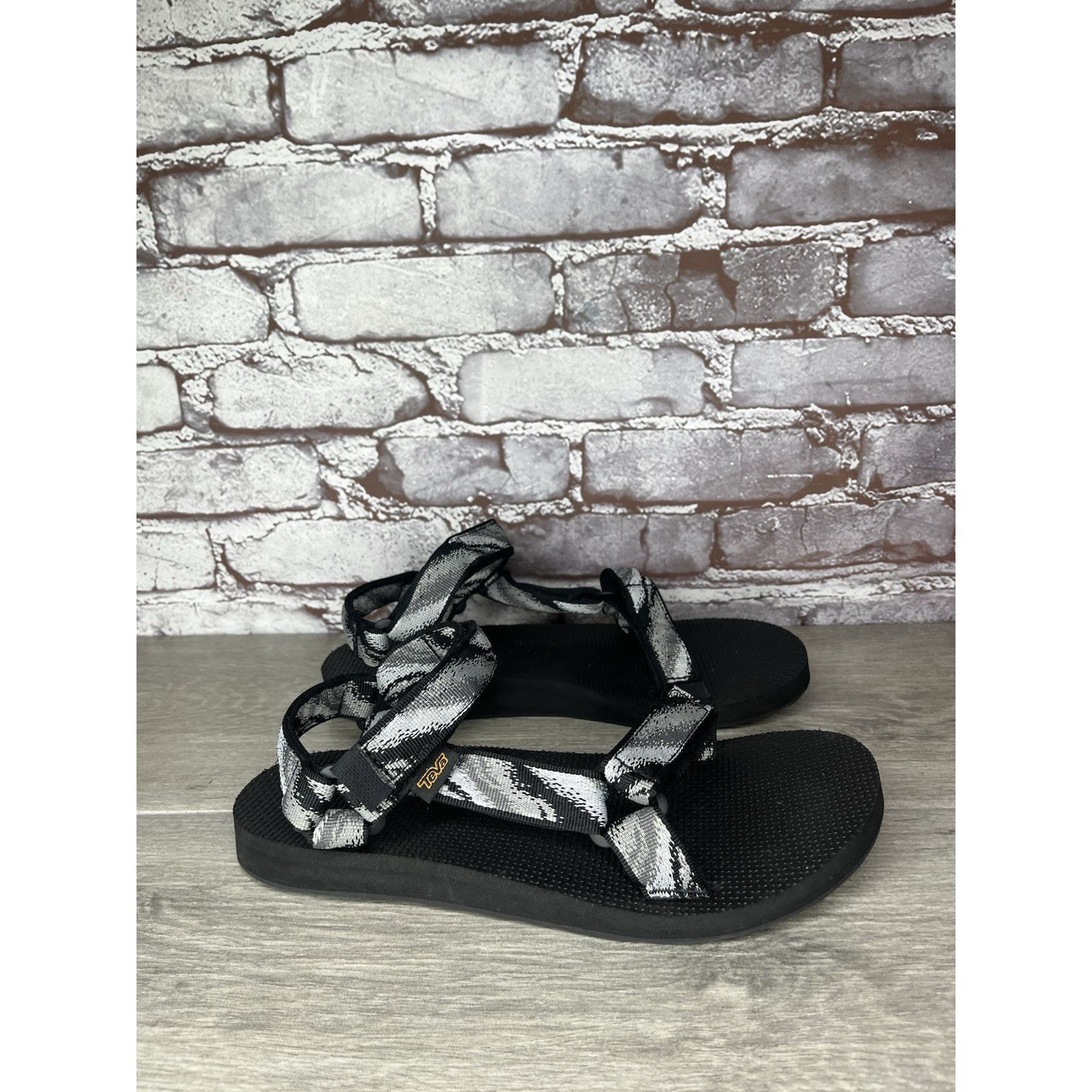 Teva Teva Original Universal Black Gray Back Strap Nylon Sandals Size US 9 / IT 39 - 13 Thumbnail