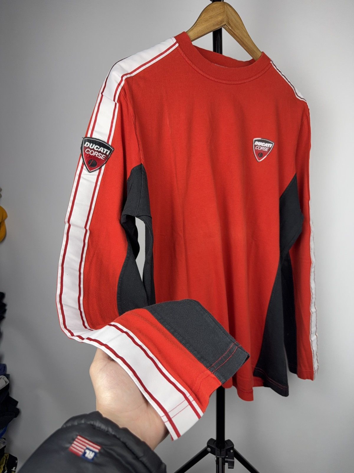 Ducati 00s Italy Racing Ducati Corse Red Longsleeve Racing Tee Y2K Size US M / EU 48-50 / 2 - 9 Thumbnail