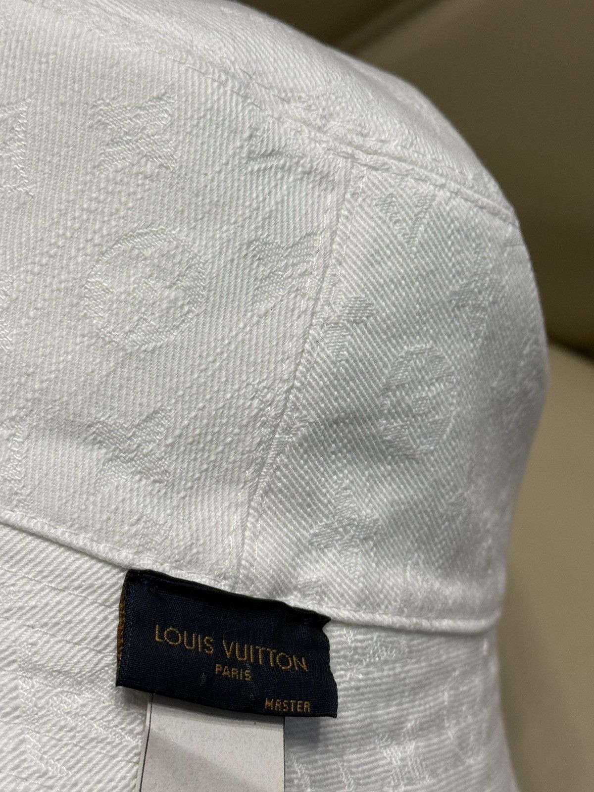 Louis Vuitton LOUIS VUITTON TAIGARAMA BUCKET / F HAT DOUBLE SIDED WEARABLE Size ONE SIZE - 16 Thumbnail