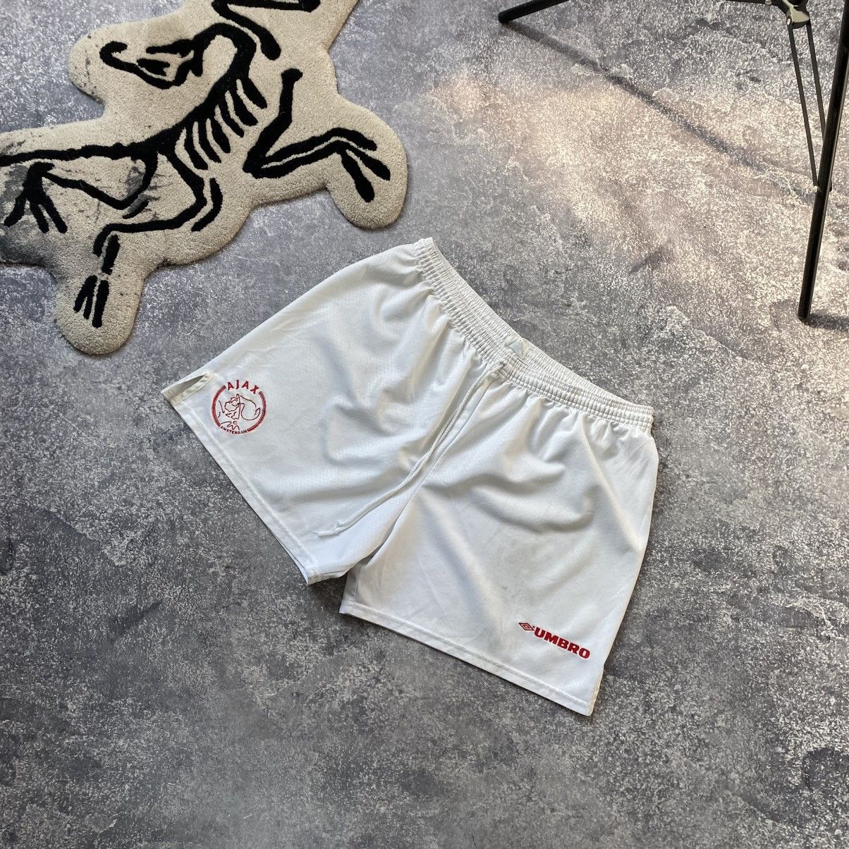 Umbro Vintage Umbro Ajax 80-90’s Made In England rare soccer short Size US 32 / EU 48 - 1 Thumbnail