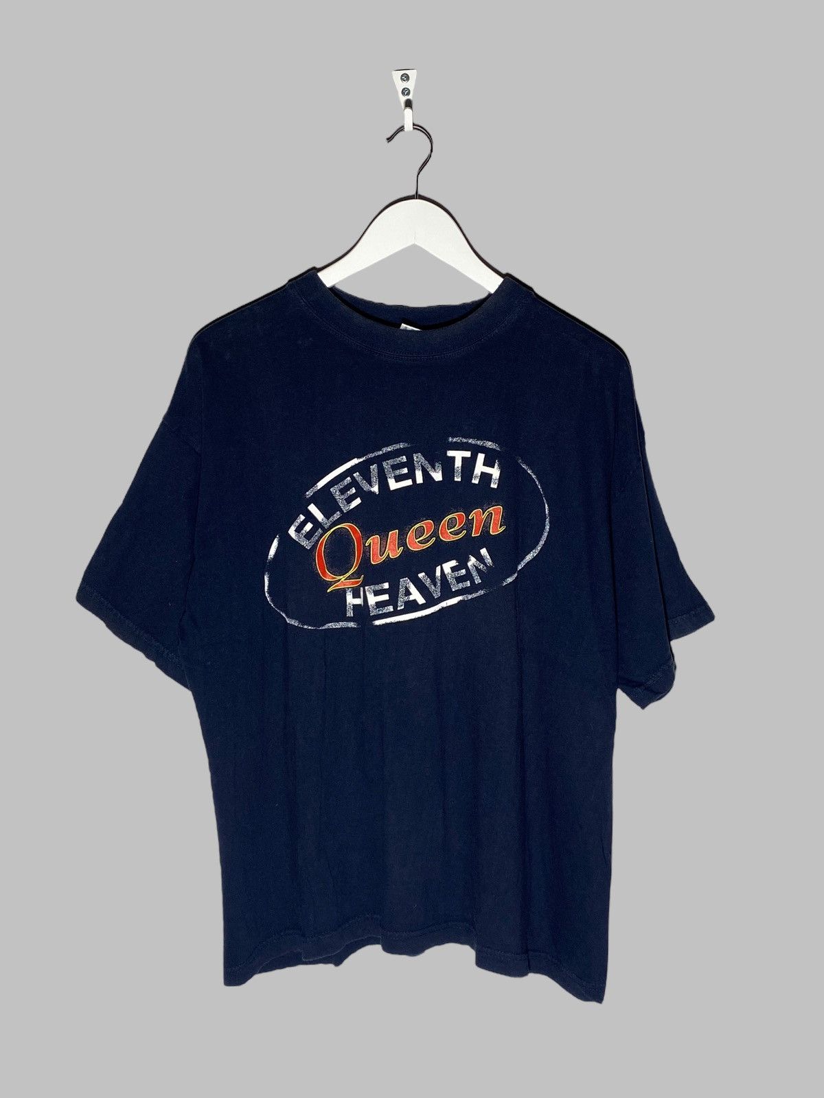 Band Tees × Vintage Vintage Queen Eleventh Heaven Retro Rock Band T-shirt Size US M / EU 48-50 / 2 - 1 Thumbnail
