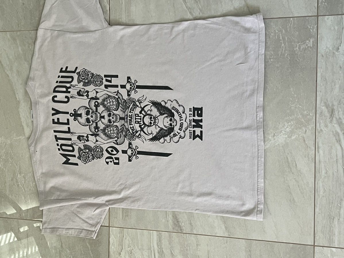 Band Tees × Vintage Monthly crew tee Size US M / EU 48-50 / 2 - 2 Thumbnail
