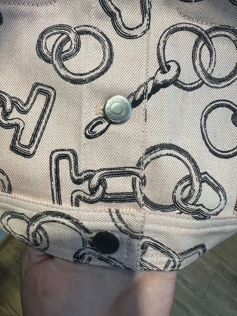 Hermes Hermes Pink Denim Jacket with classic lock chain pattern Size XS / US 0-2 / IT 36-38 - 4 Thumbnail