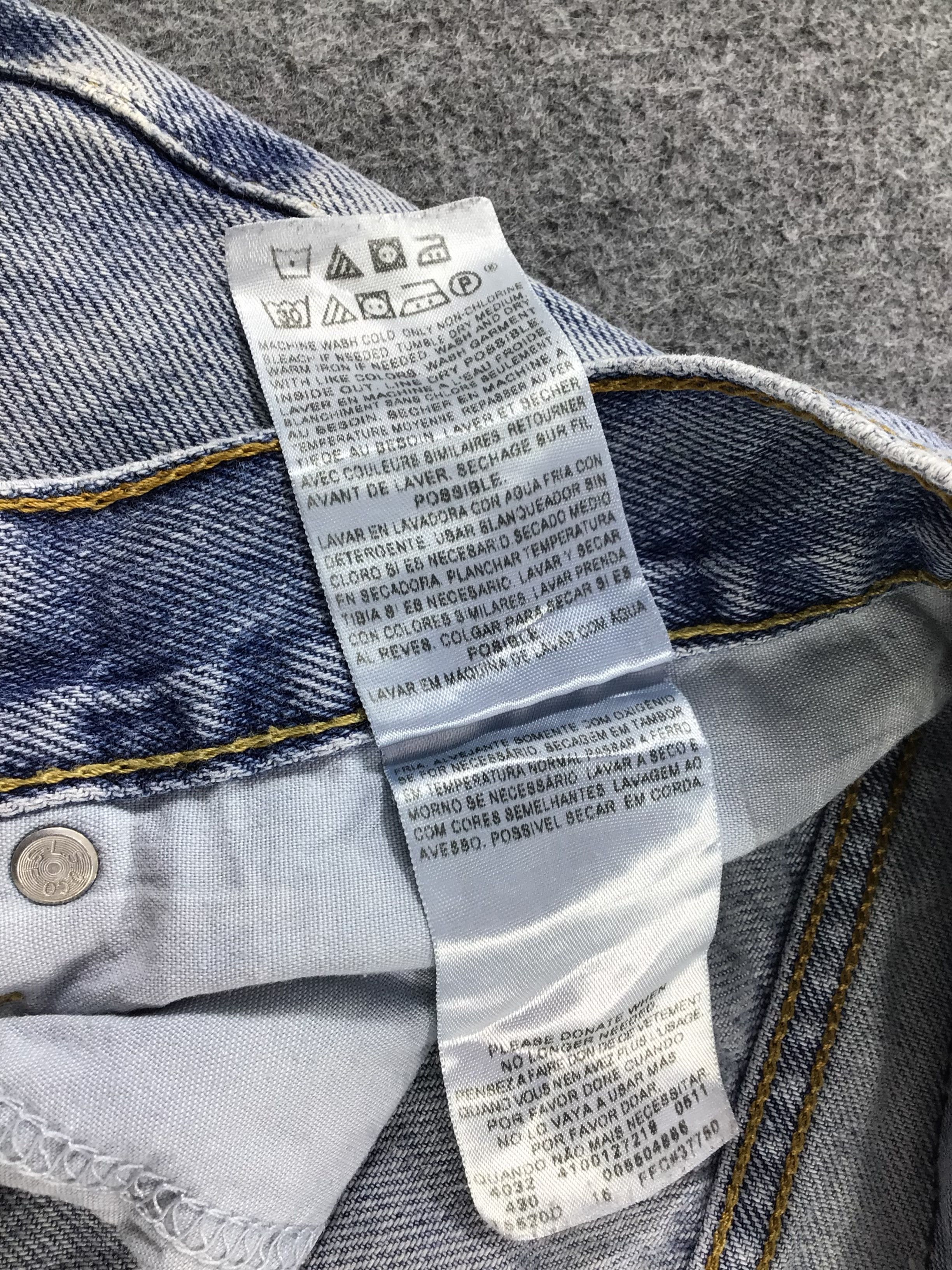 Levi's Vintage Levis Jeans Lot 550-J810 Size US 35 - 10 Thumbnail