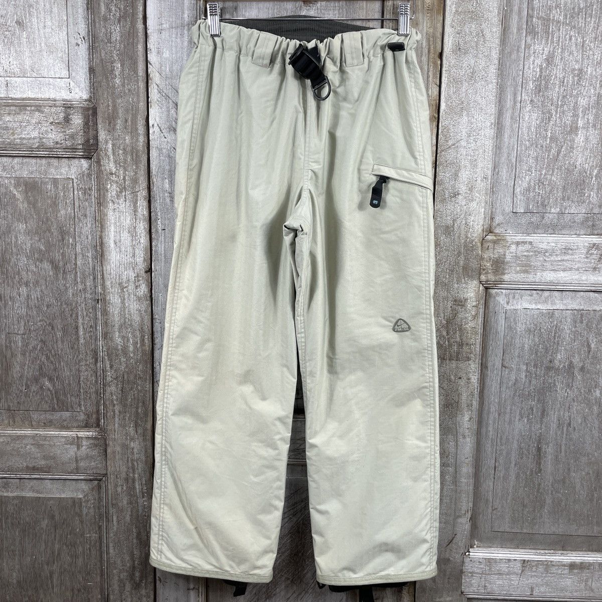 Nike × Nike ACG Vintage Nike ACG Pants Snow Ski Rain Small Relaxed Fit Size 30" / US 8 / IT 44 - 1 Thumbnail