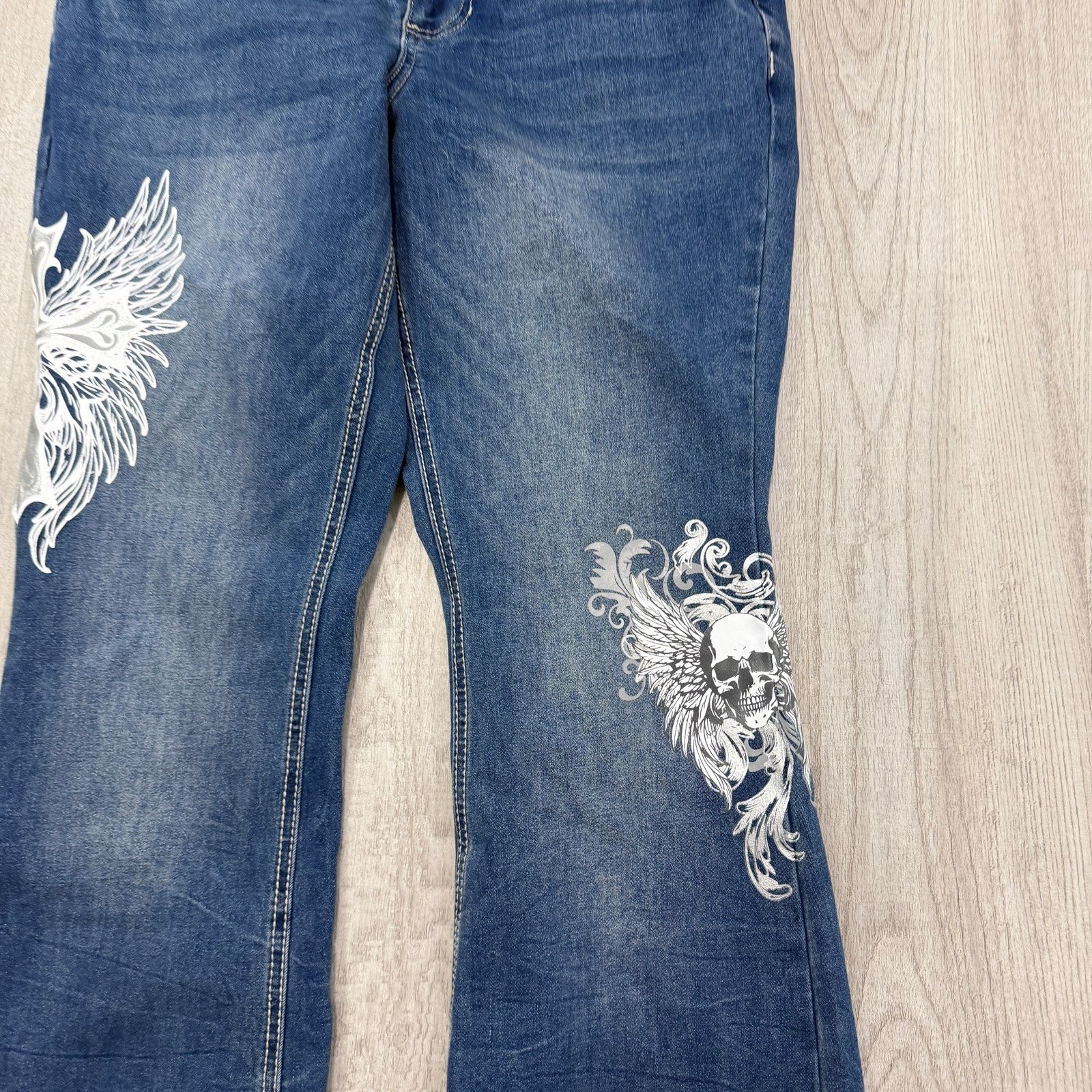 Vintage Hot Topic Cross Skull Wings Rhinestone Flare Denim Pants 13 Size 30" / US 8 / IT 44 - 3 Thumbnail