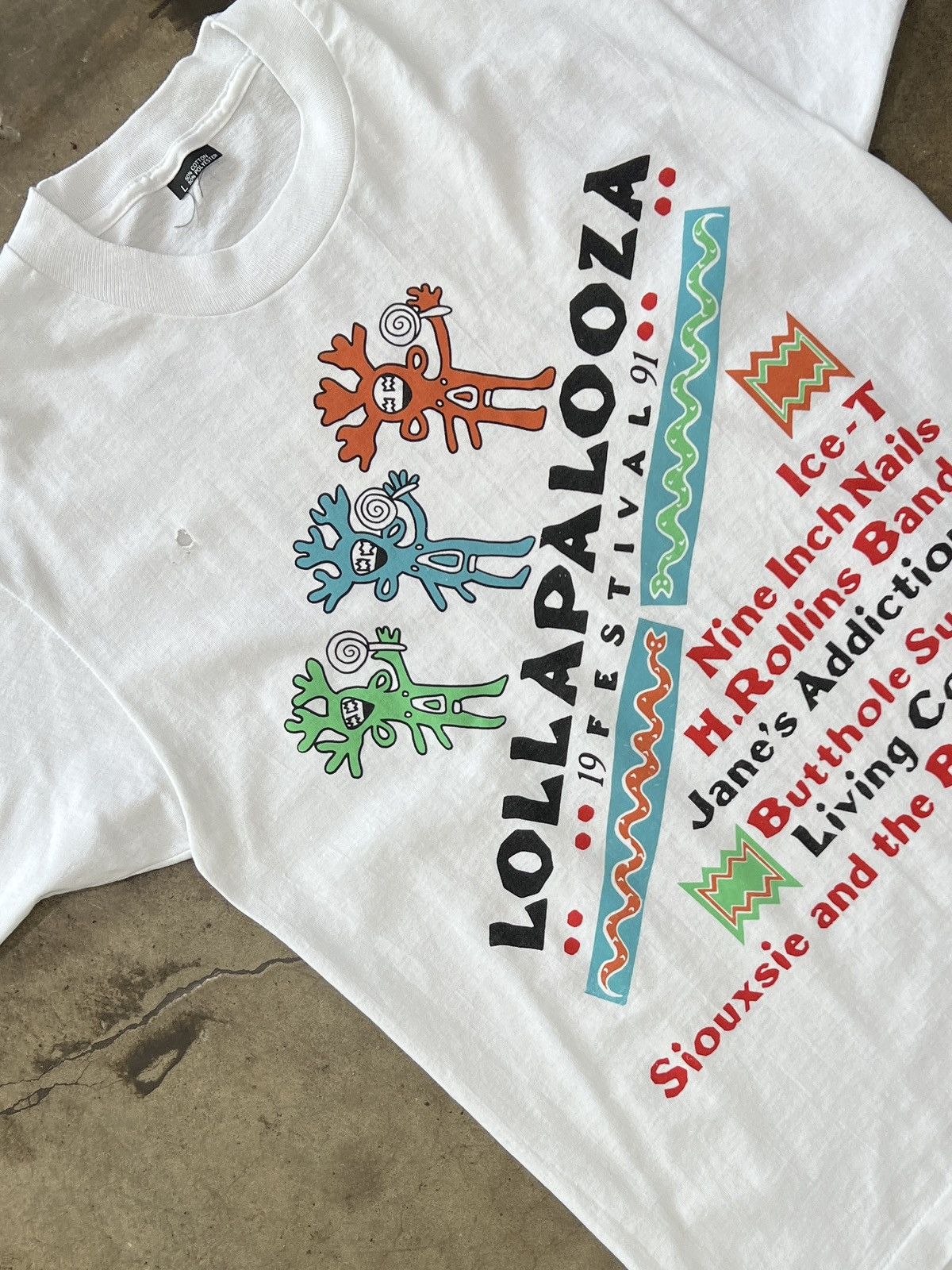 Band Tees Vintage 1991 Lollapalooza Nine Inch Nails band Tee Large Size US L / EU 52-54 / 3 - 1 Thumbnail
