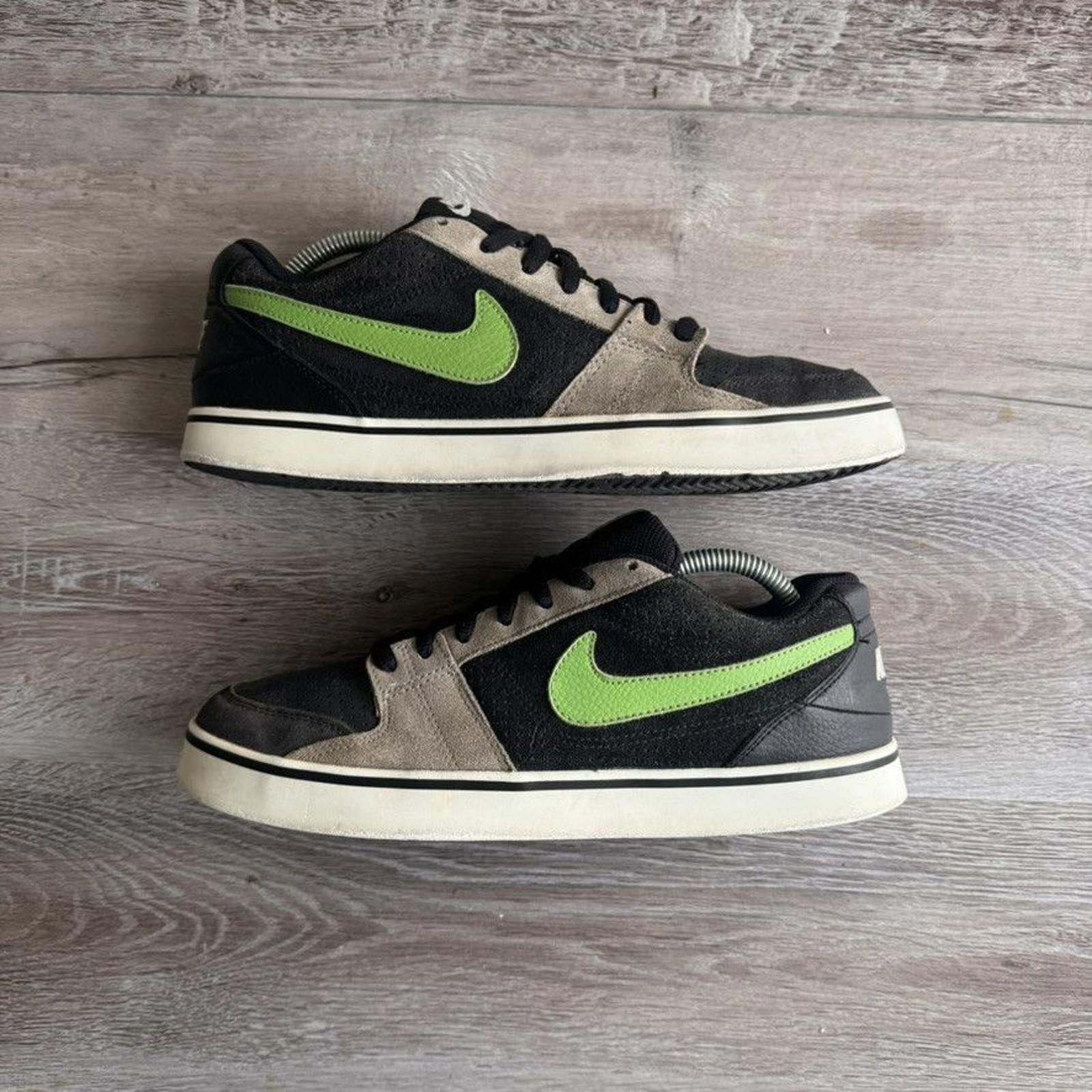 Nike NIKE • VNTG Ruckus "Neon Green" (9.5M) Size US 9.5 / EU 42-43 - 2 Thumbnail
