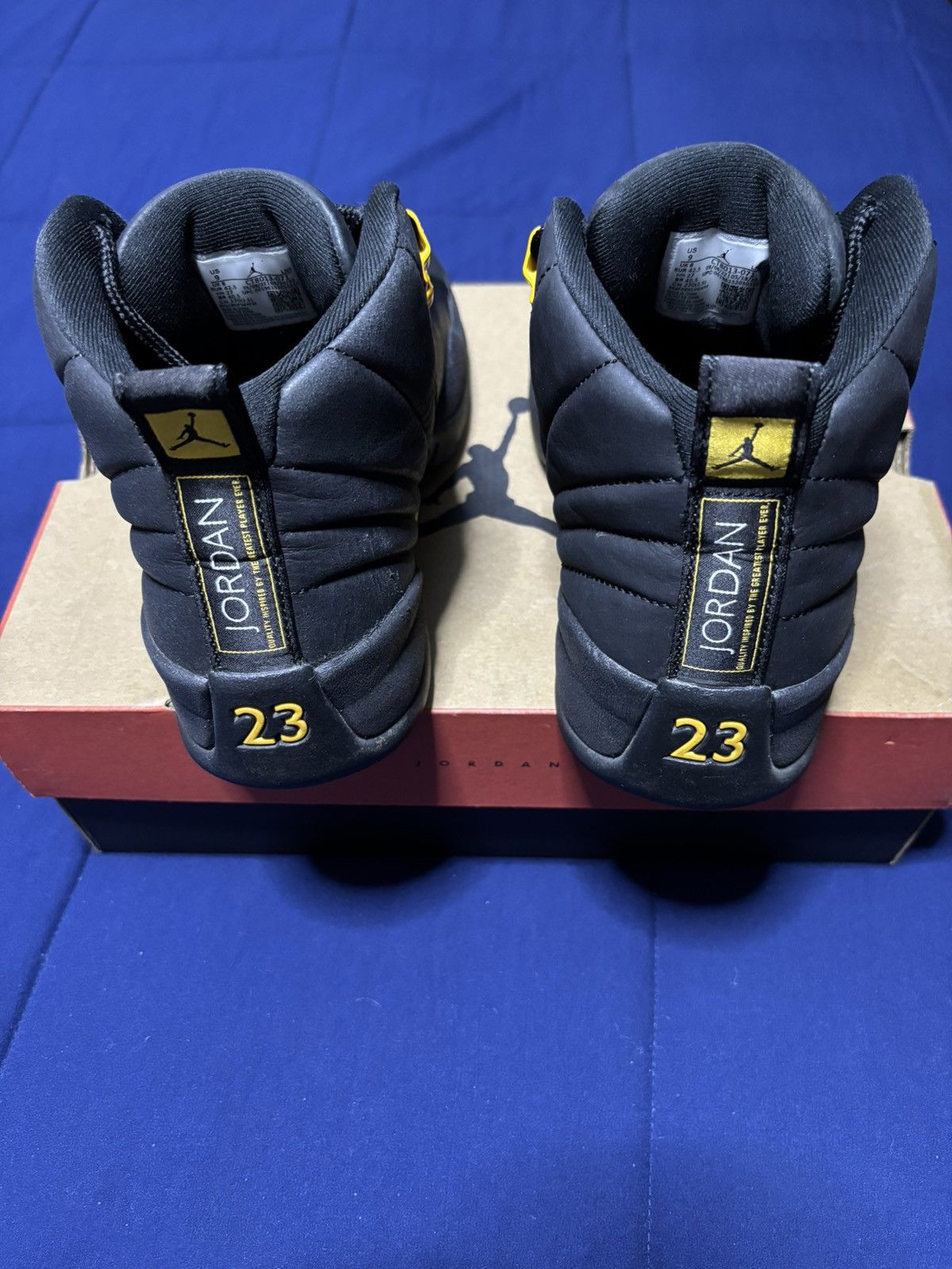 Jordan Brand Jordan 12 Retro Black Taxi 2022 Size 9 Size US 9 / EU 42 - 4 Thumbnail