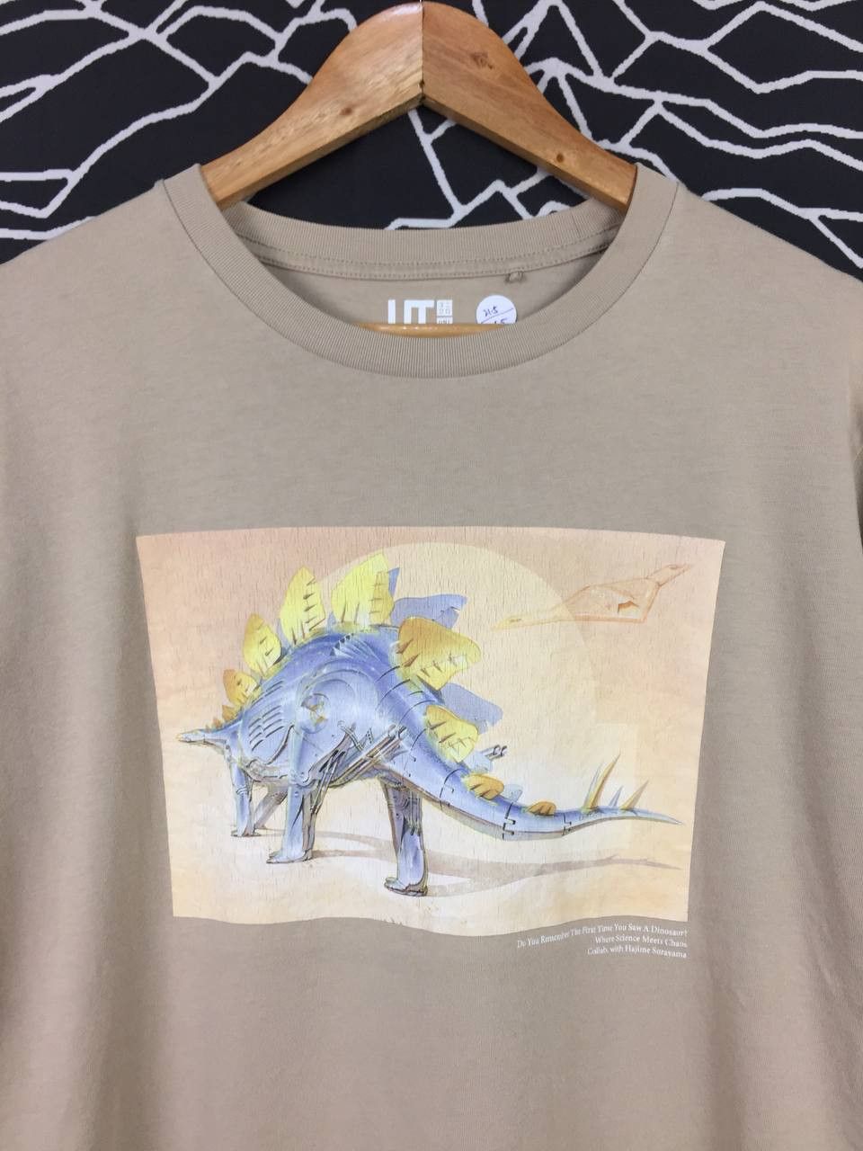 Club Sorayama × Uniqlo Hajime Sorayama X Jurassic World Uniqlo Tee Size US L / EU 52-54 / 3 - 3 Thumbnail
