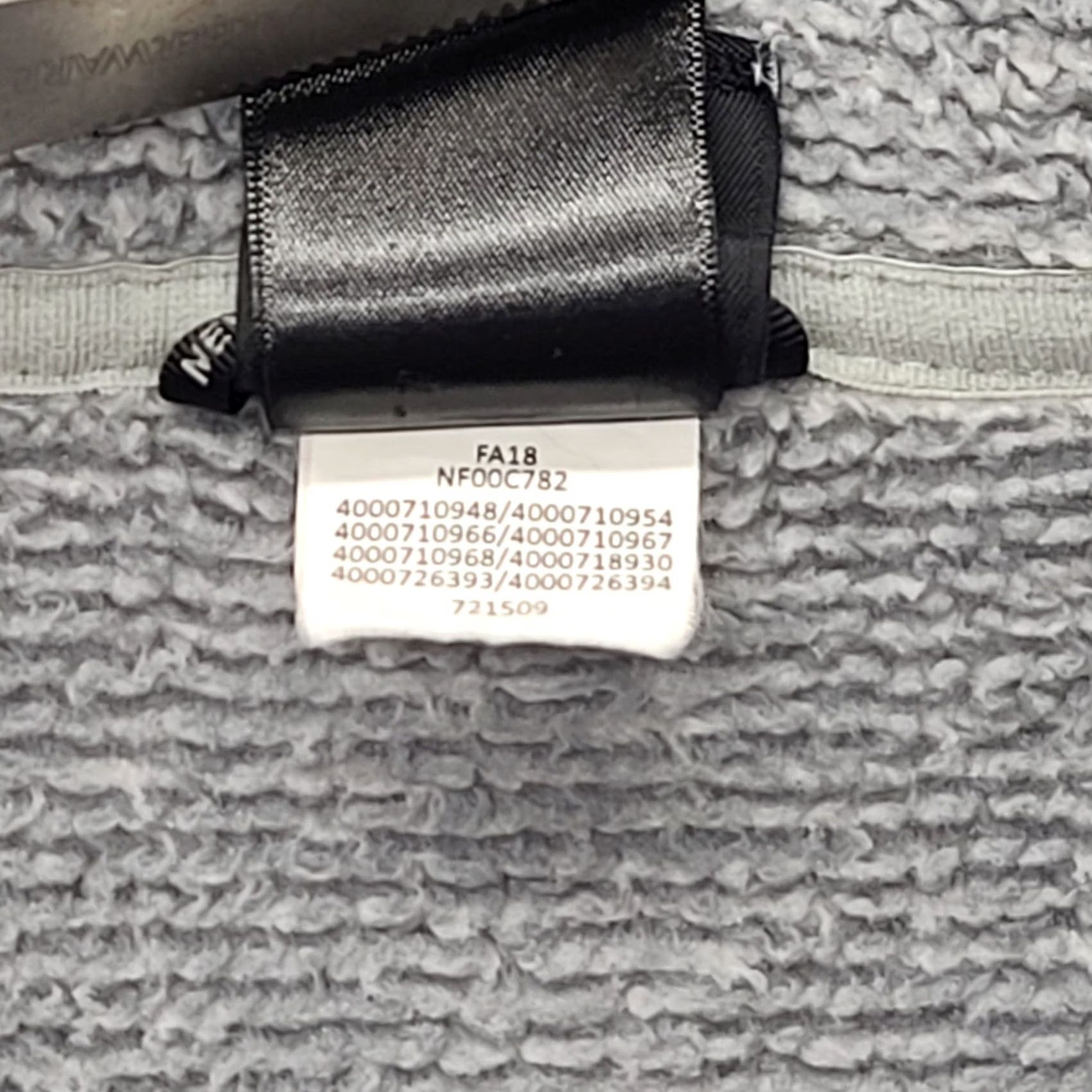 The North Face VINTAGE The North Face Campshire Jacket Women XL Gray Fleece Full Zip Relaxed Fit Wool? Size XL / US 12-14 / IT 48-50 - 5 Thumbnail