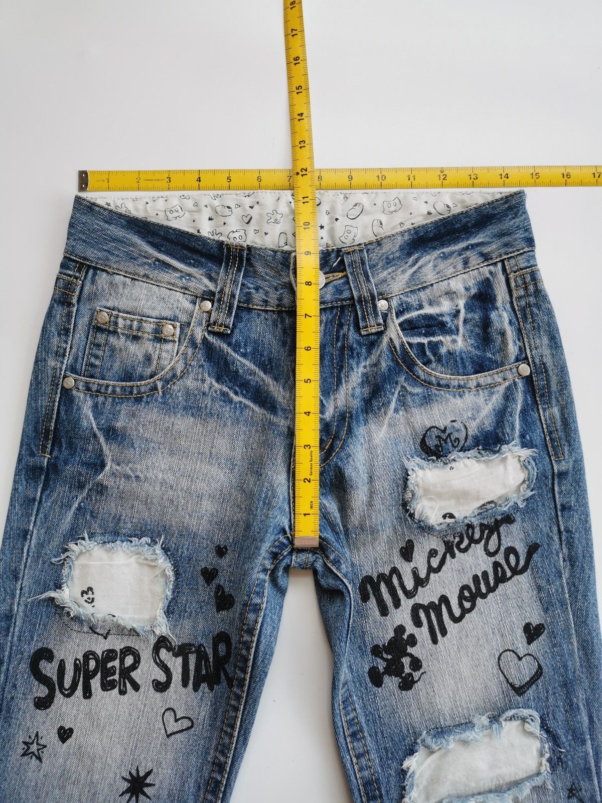 Vintage Vintage Disney Mickey Mouse Patchwork Print Jeans Size US 29 - 11 Thumbnail