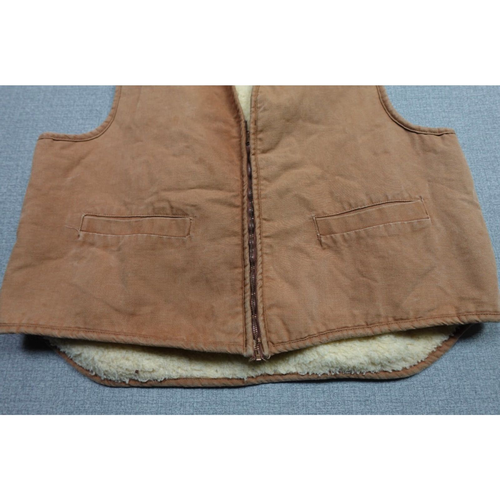 Carhartt Carhartt Vest Mens 2XL Brown Canvas Sherpa Quilted Workwear Grunge 1980s Vintage Style Size US XXL / EU 58 / 5 - 3 Thumbnail