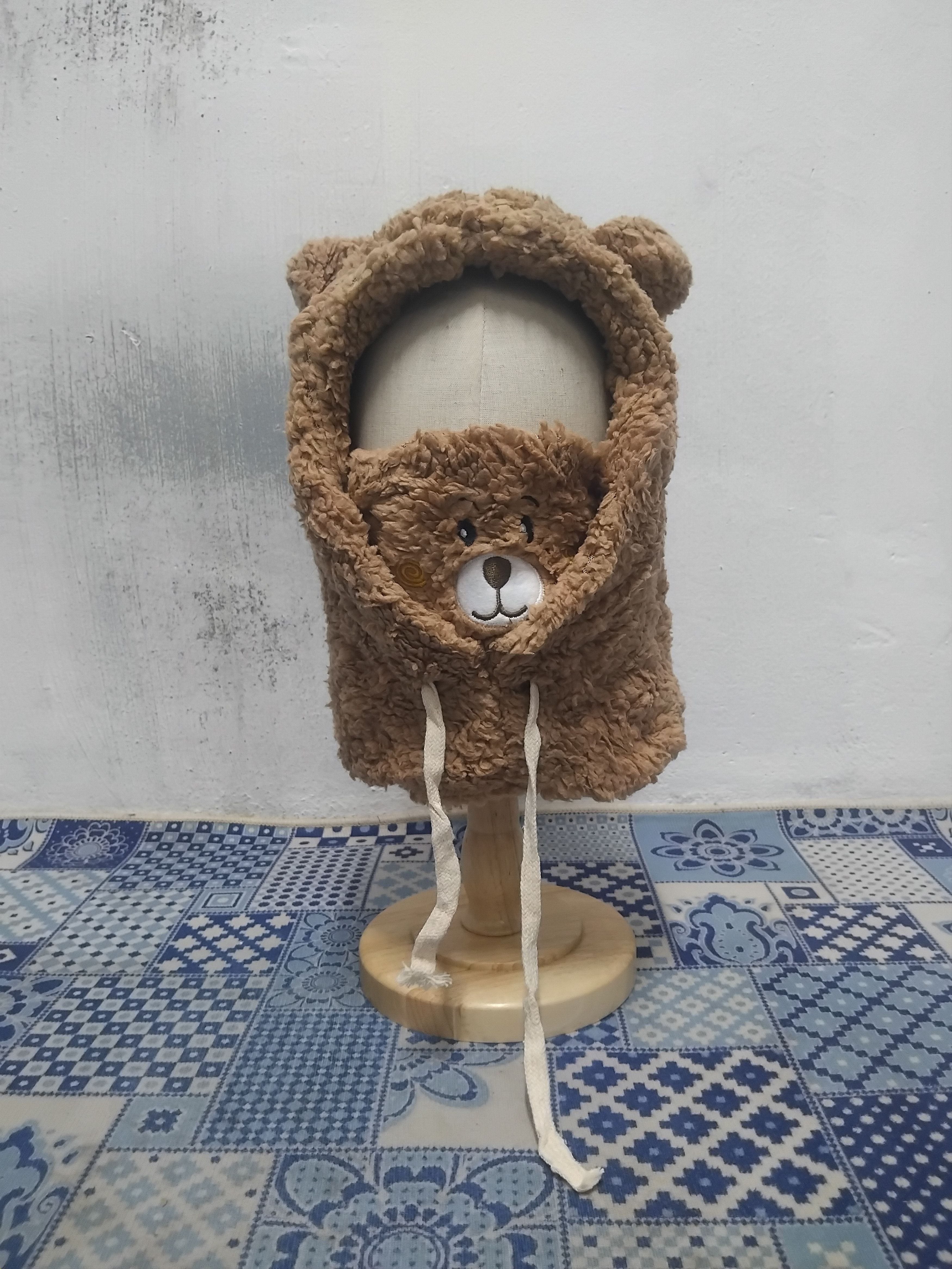 Japanese Brand Bear Beige balaclava hat Size ONE SIZE - 1 Thumbnail